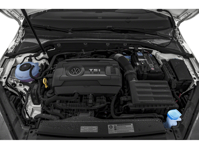 2019 Volkswagen Golf SE