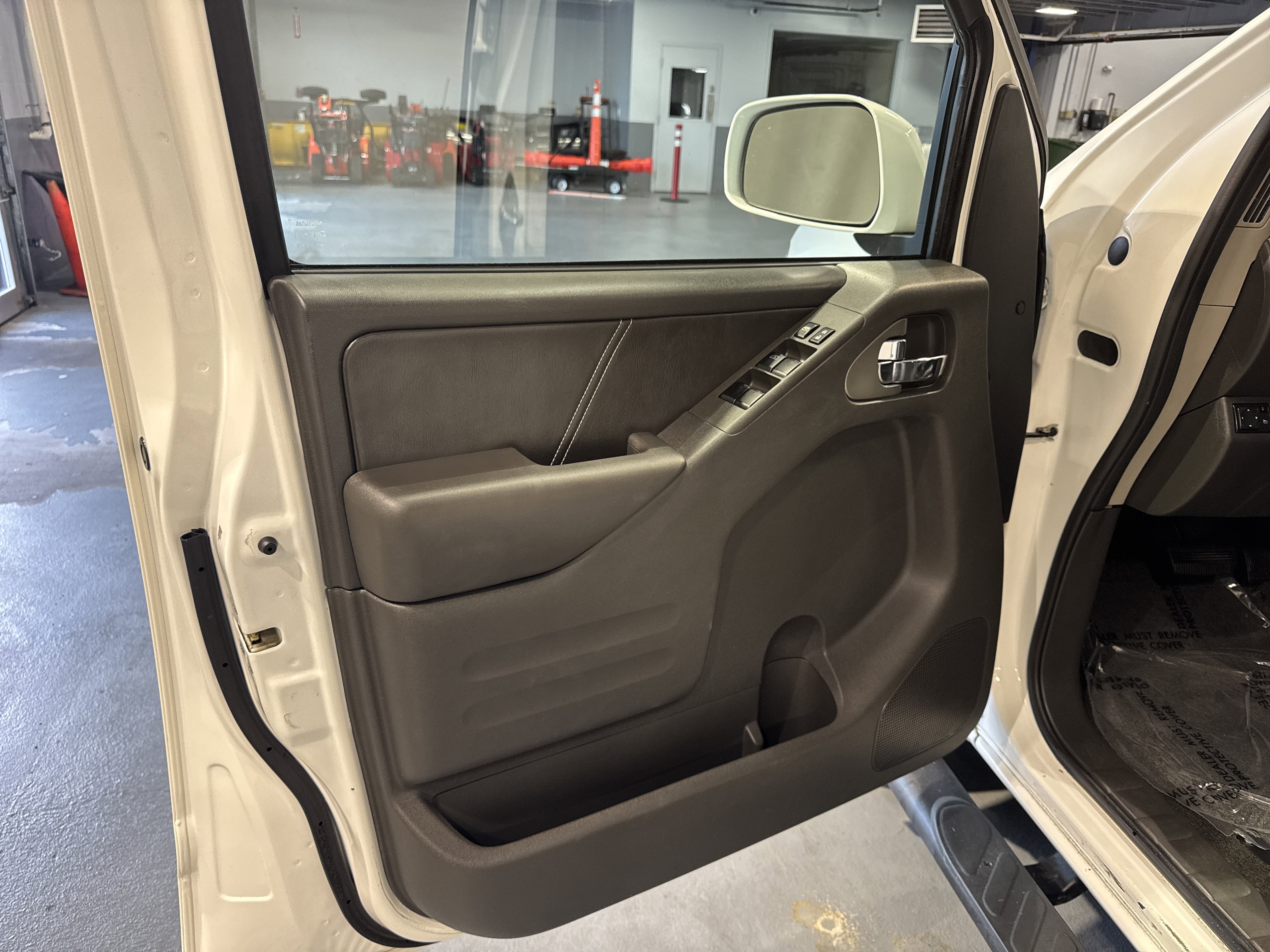 2017 Nissan Frontier PRO-4X W/LUXURY PACKAGE