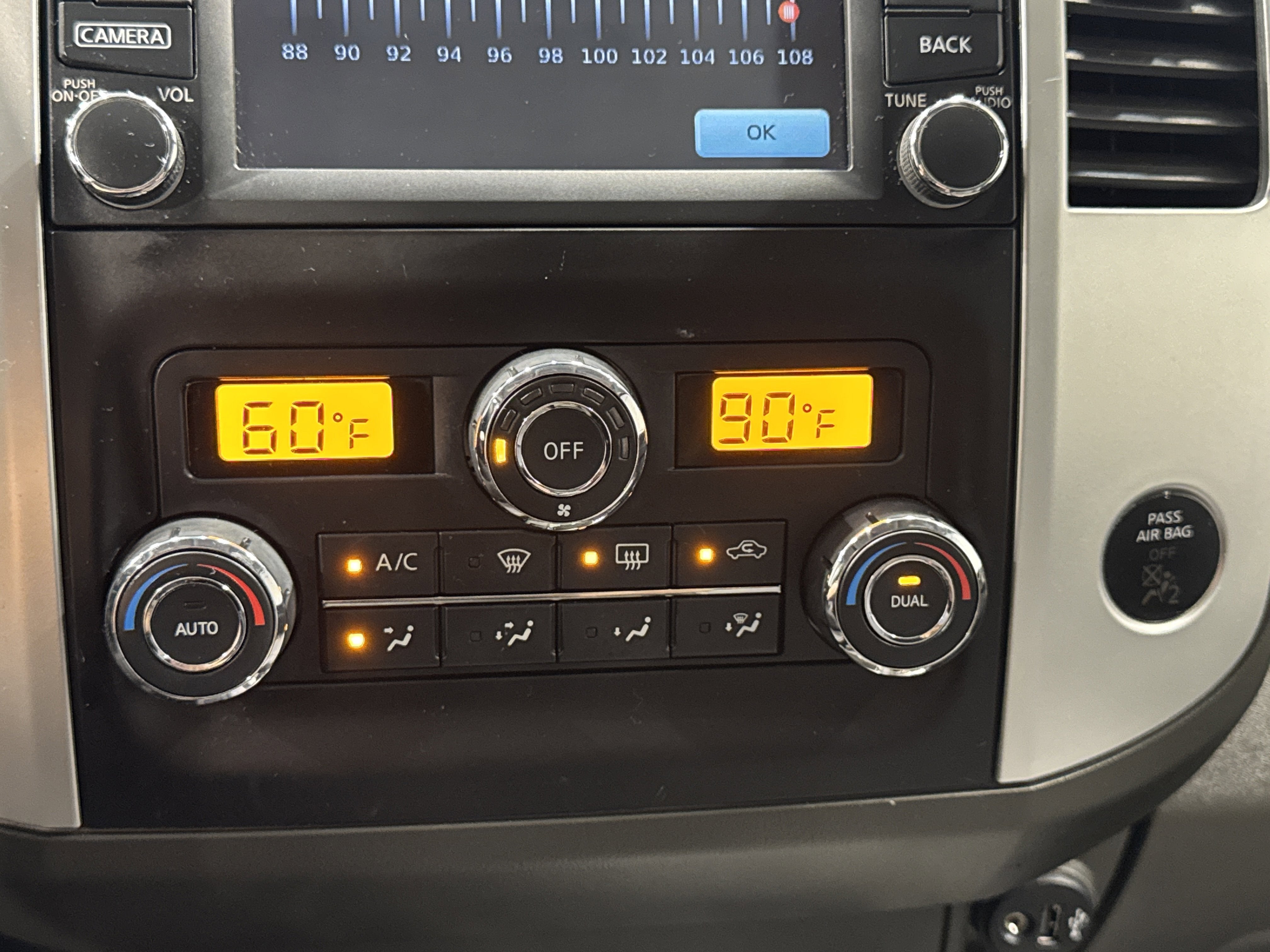 2017 Nissan Frontier PRO-4X W/LUXURY PACKAGE