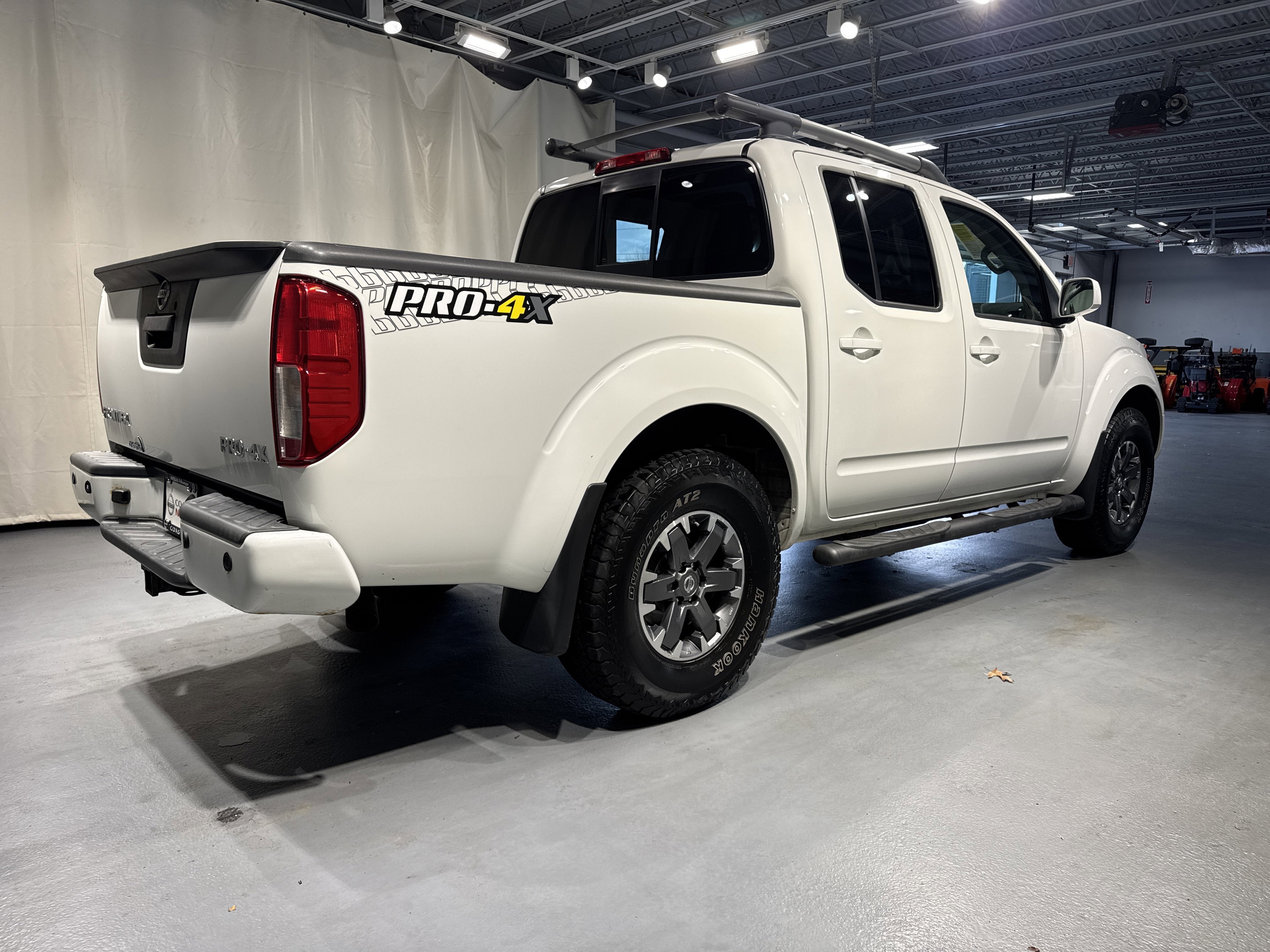 2017 Nissan Frontier PRO-4X W/LUXURY PACKAGE