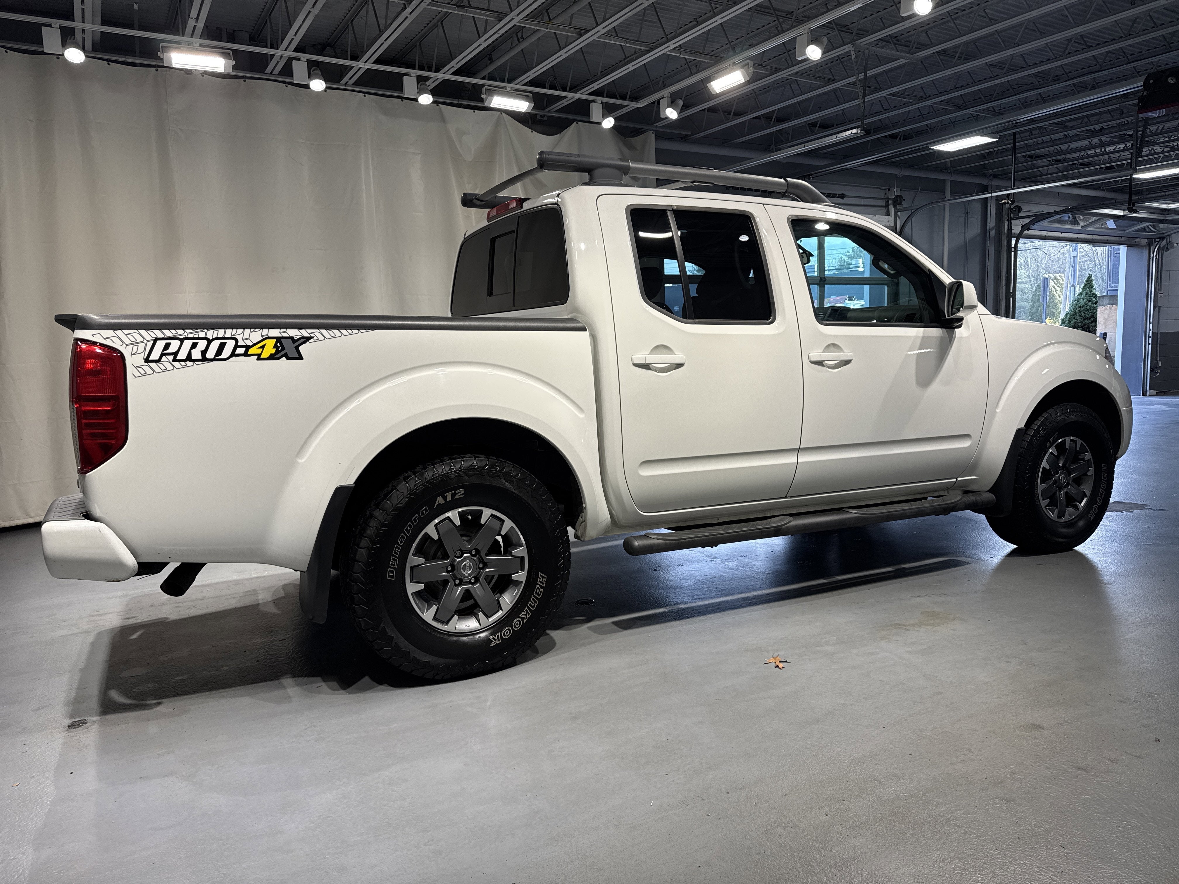 2017 Nissan Frontier PRO-4X W/LUXURY PACKAGE