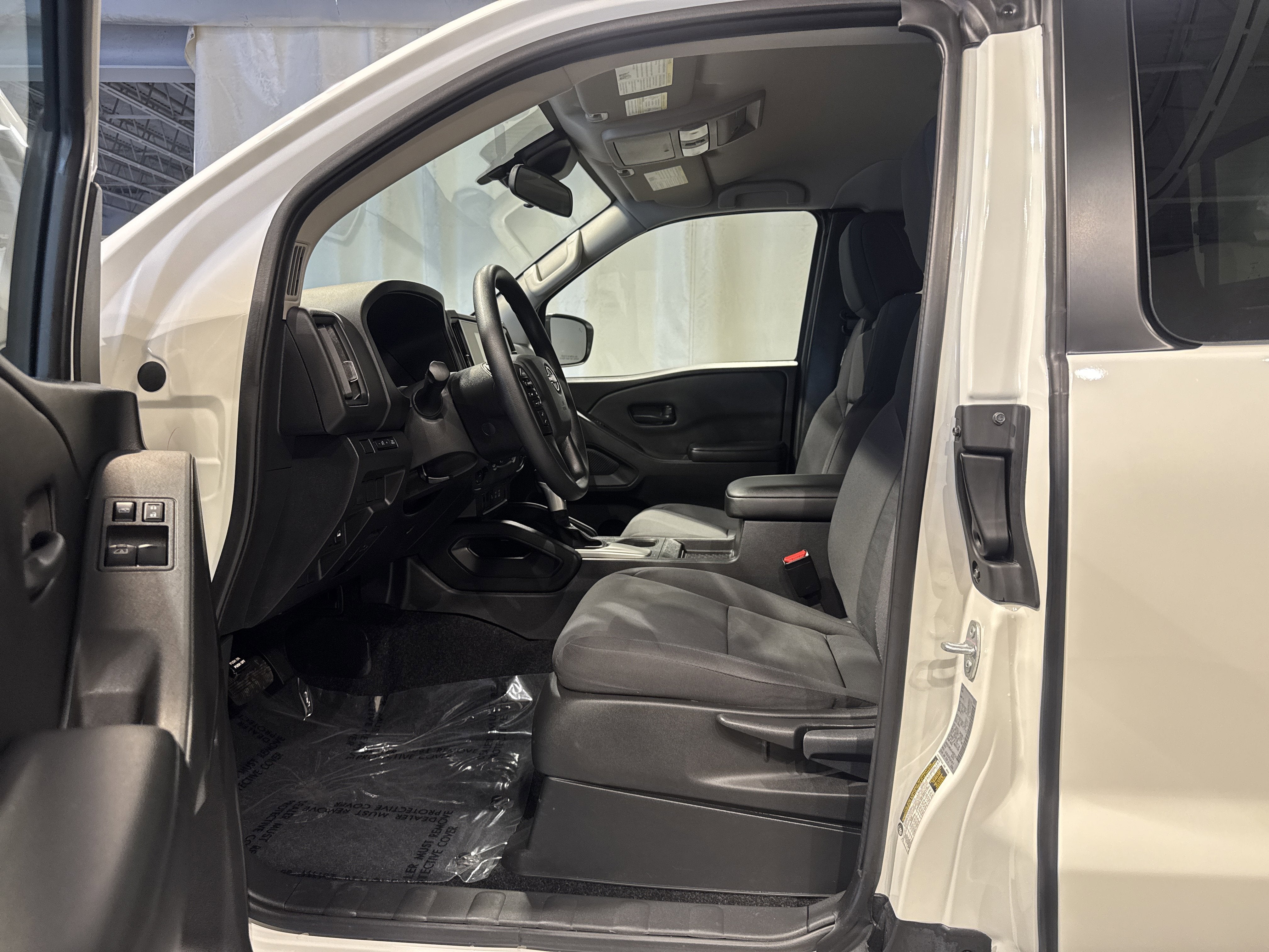 2025 Nissan Frontier S