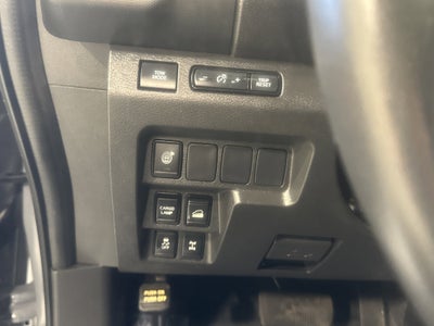 2023 Nissan Frontier PRO-4X W/Technology & Off-Road Protection Package