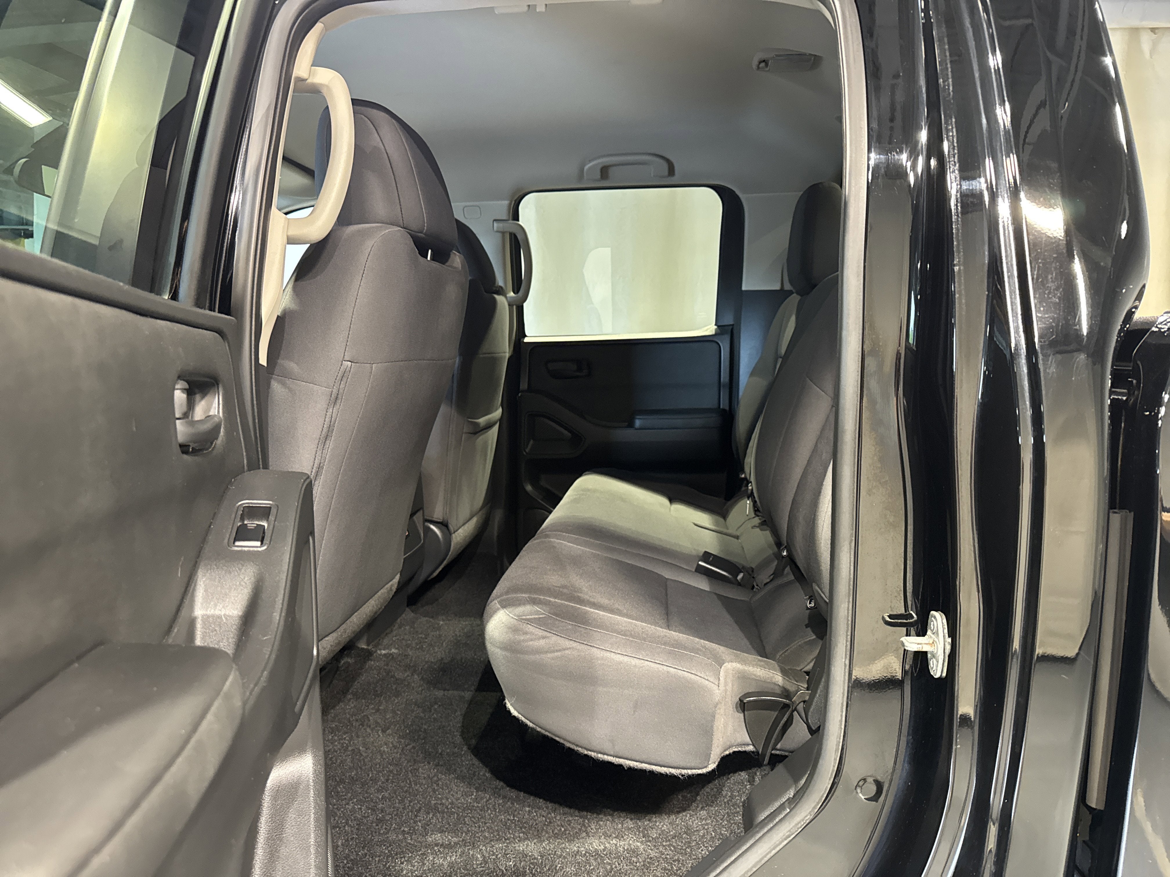 2024 Nissan Frontier S W/Technology