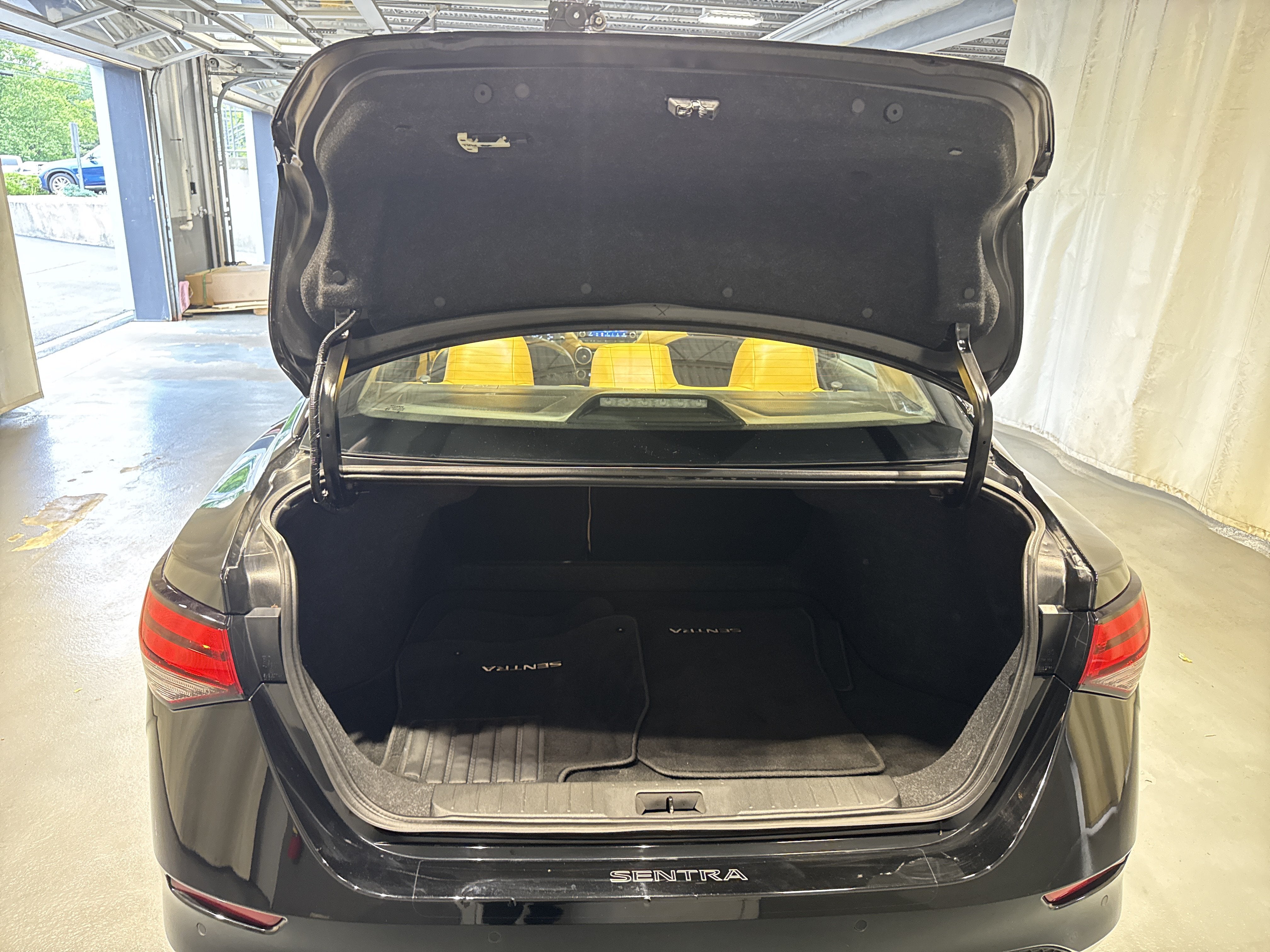 2022 Nissan Sentra SV W/Premium Package