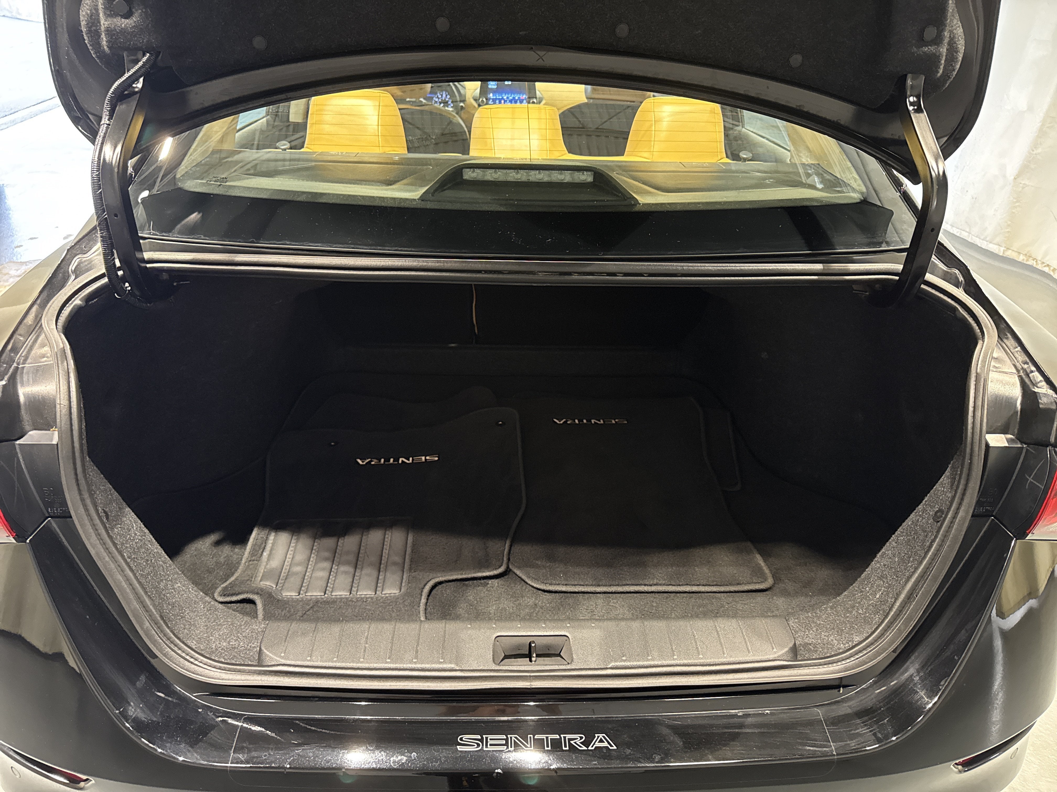 2022 Nissan Sentra SV W/Premium Package