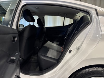 2024 Nissan Versa Base