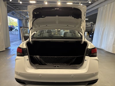 2024 Nissan Versa Base