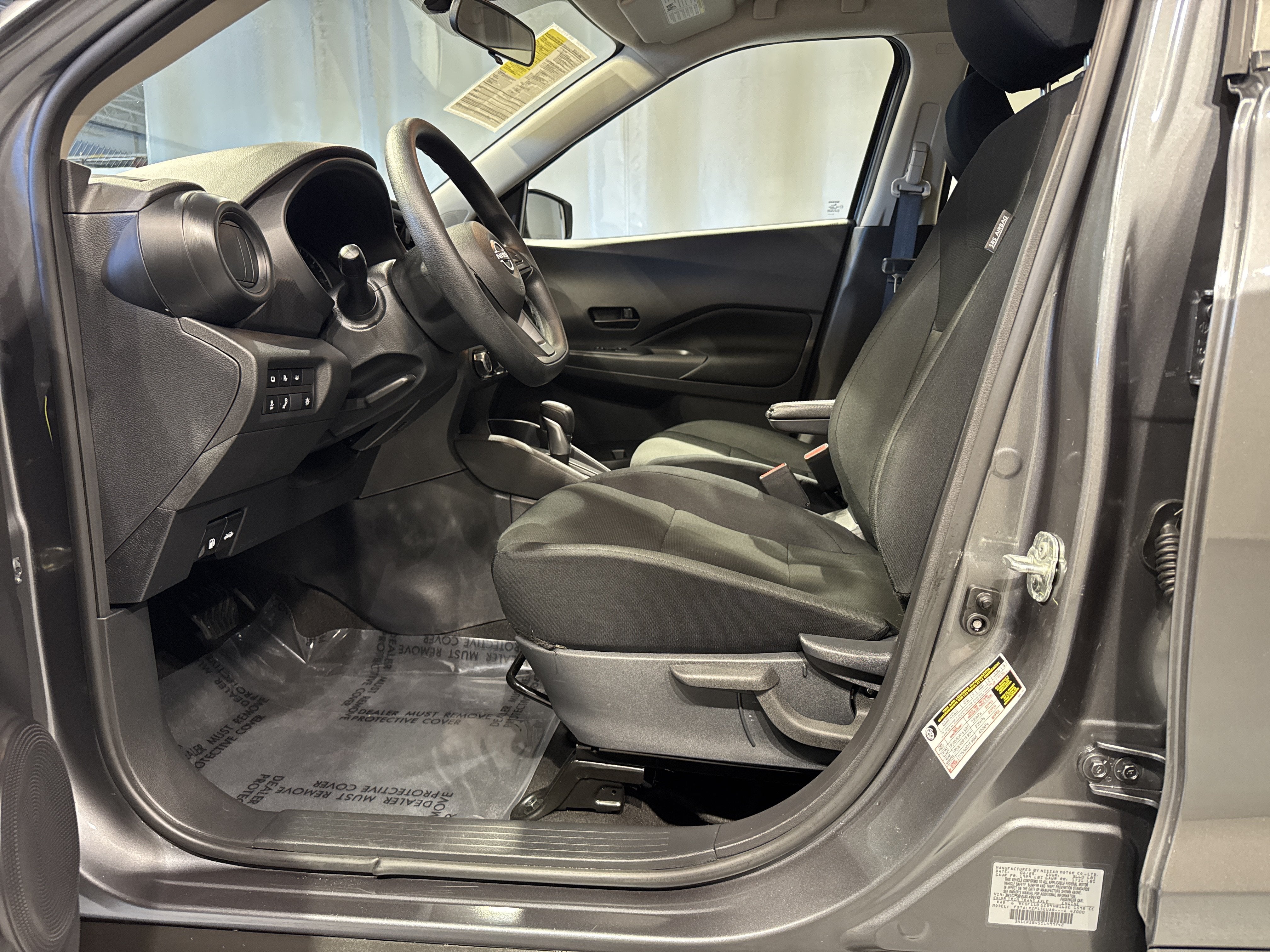 2025 Nissan Kicks Play S