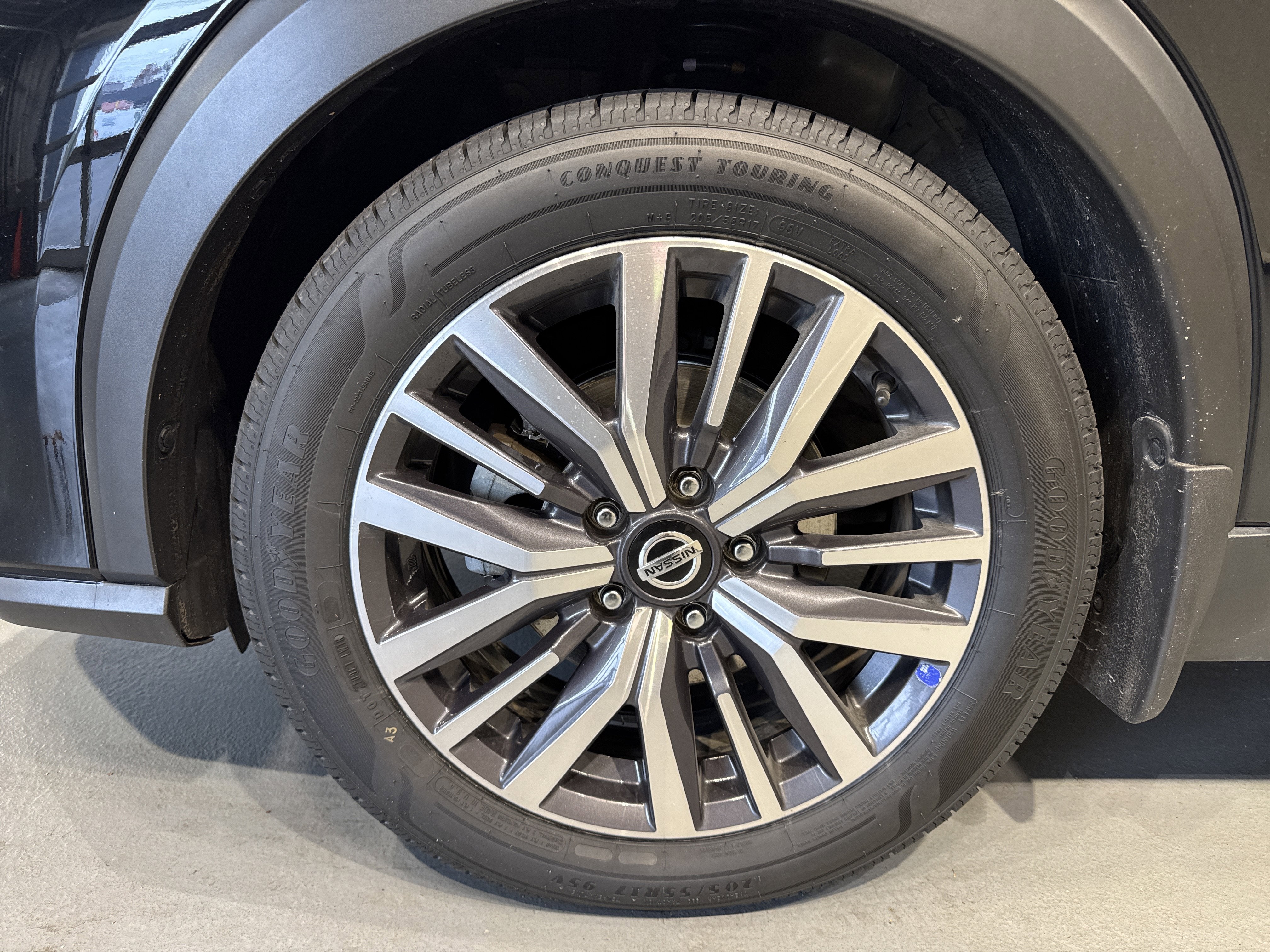 2021 Nissan Kicks SR