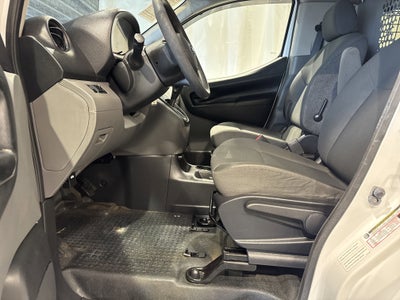 2017 Nissan NV200 Compact Cargo SV