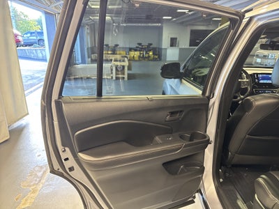 2025 Honda Passport Base