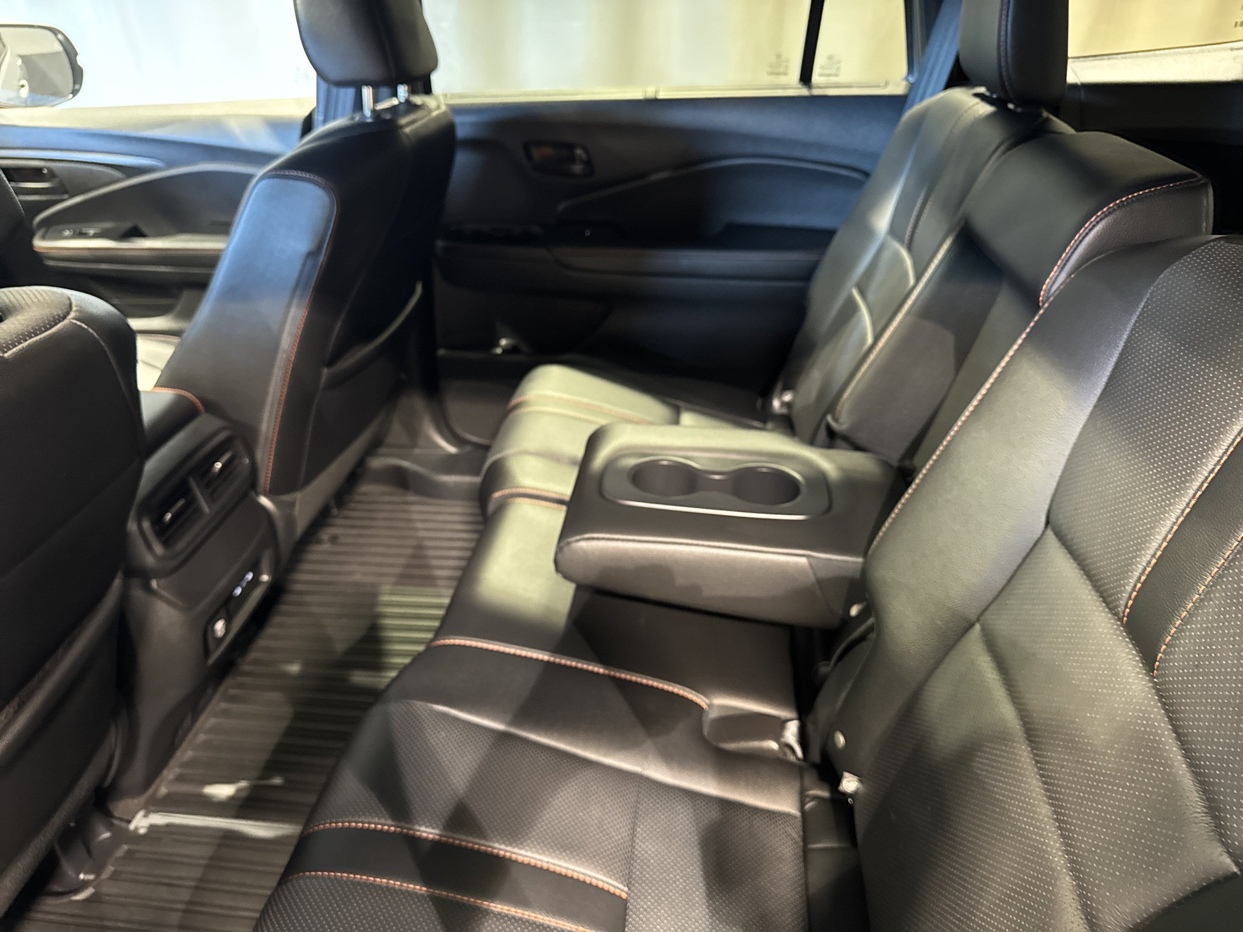 2025 Honda Passport Base