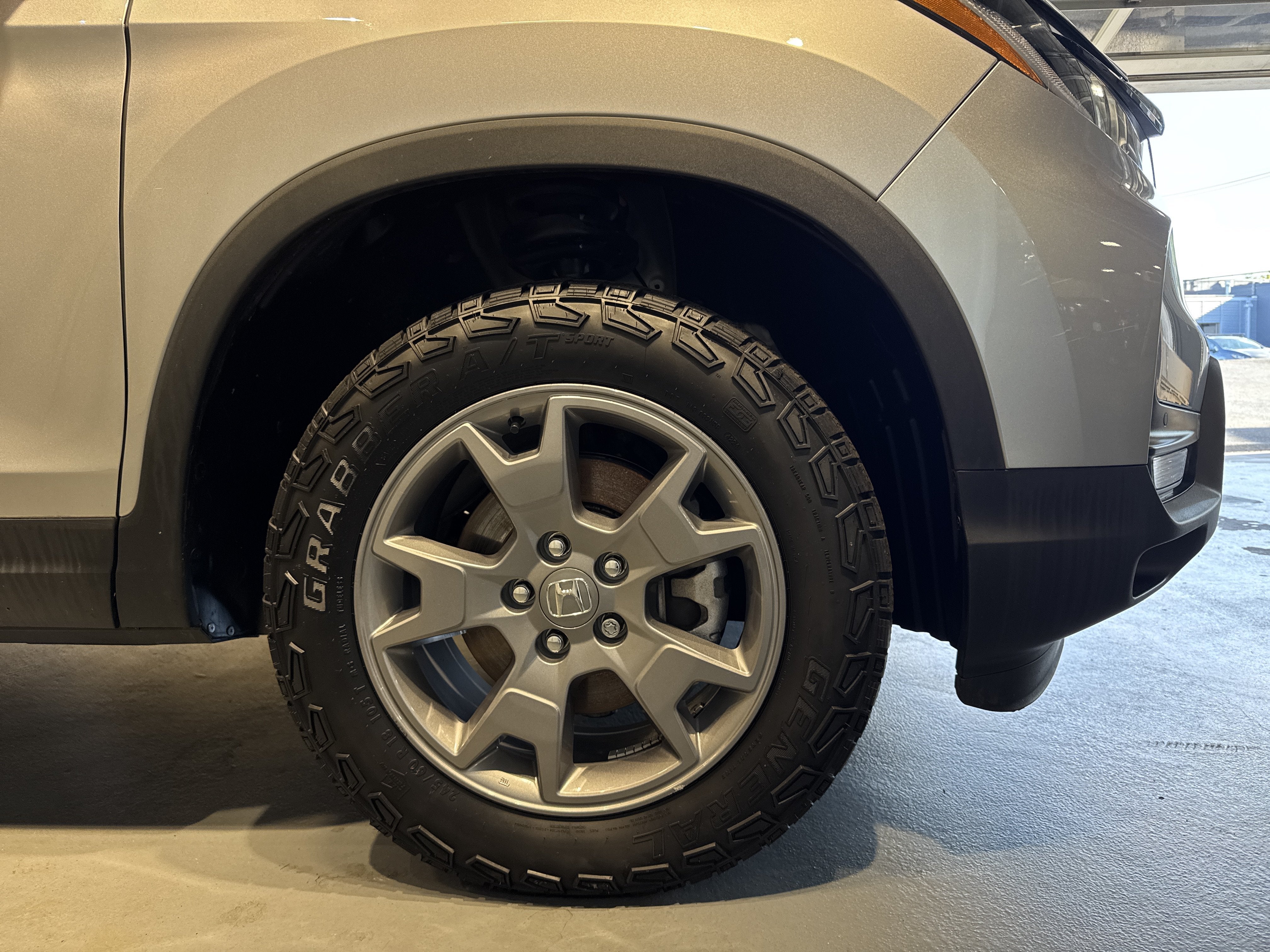 2025 Honda Passport Base
