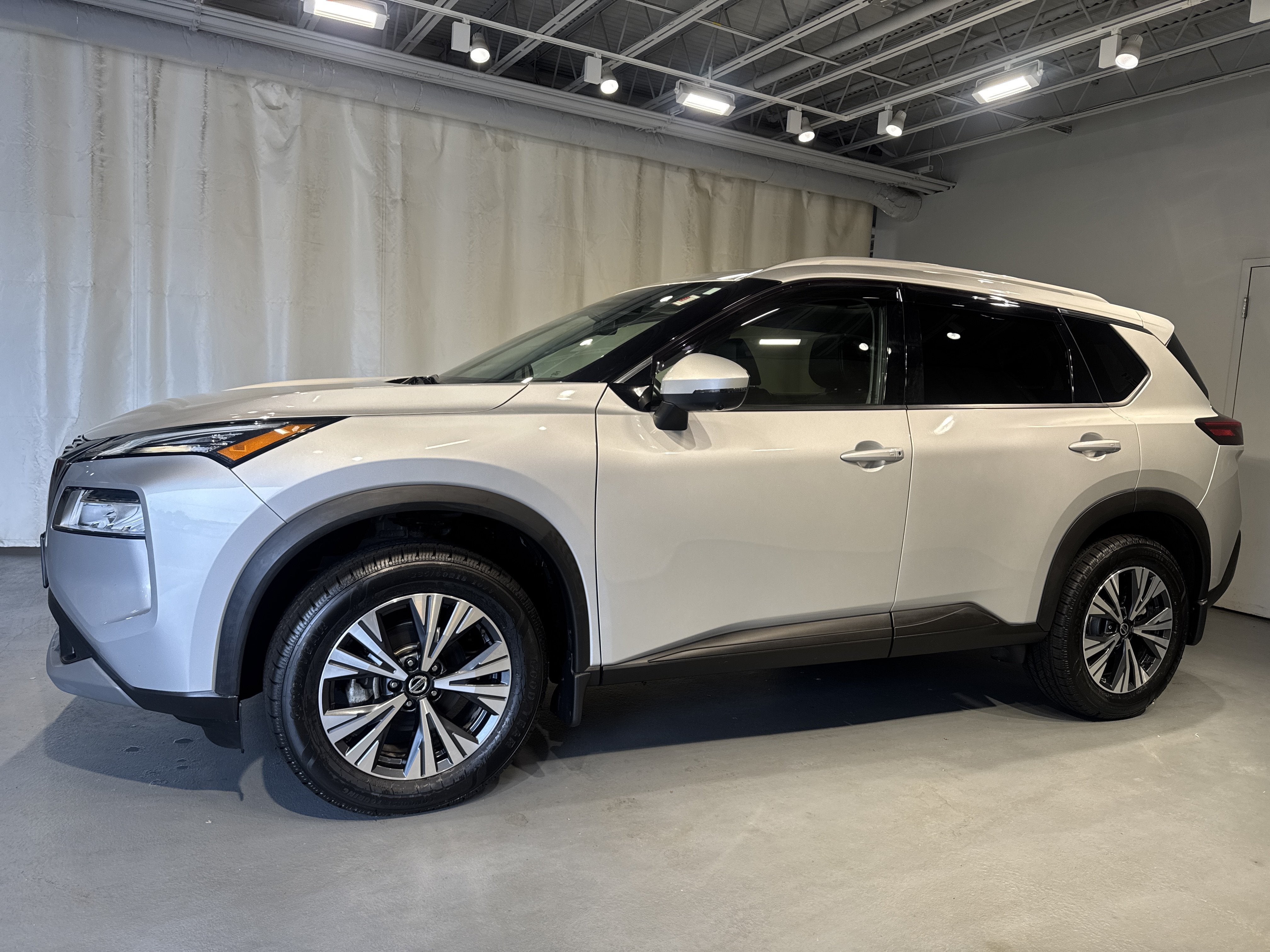 2021 Nissan Rogue SV W/Premium Package