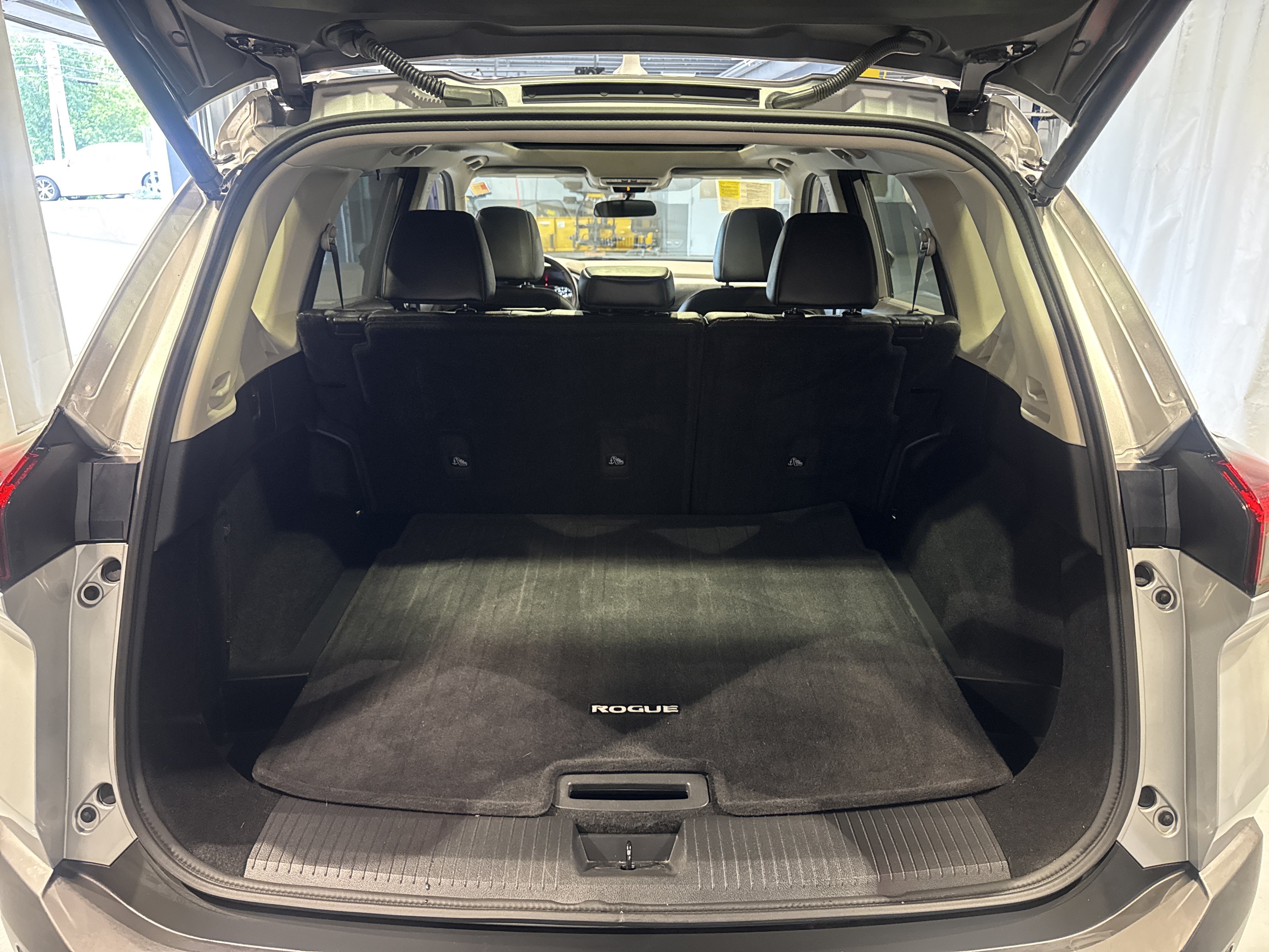 2021 Nissan Rogue SV W/Premium Package