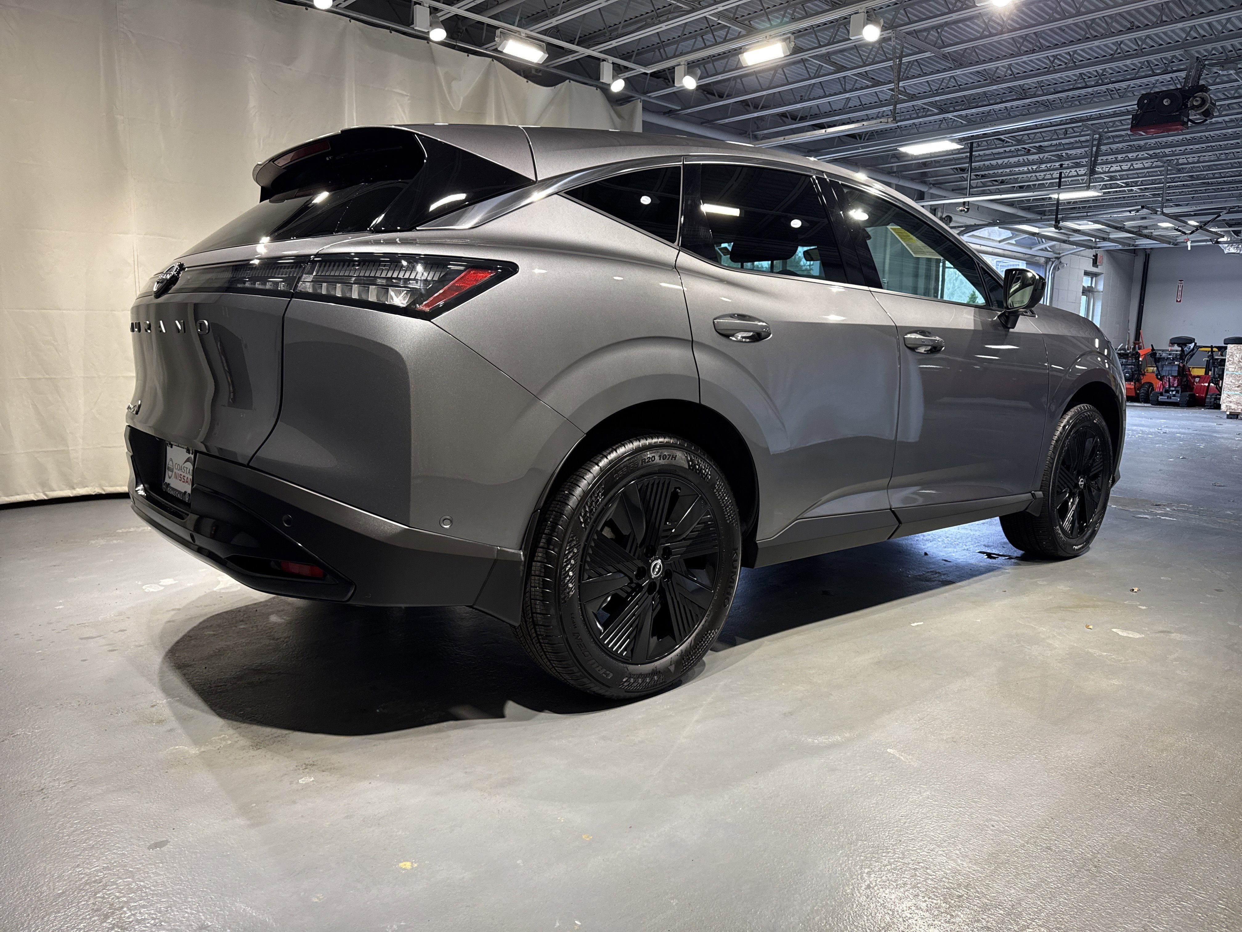 2025 Nissan Murano SV