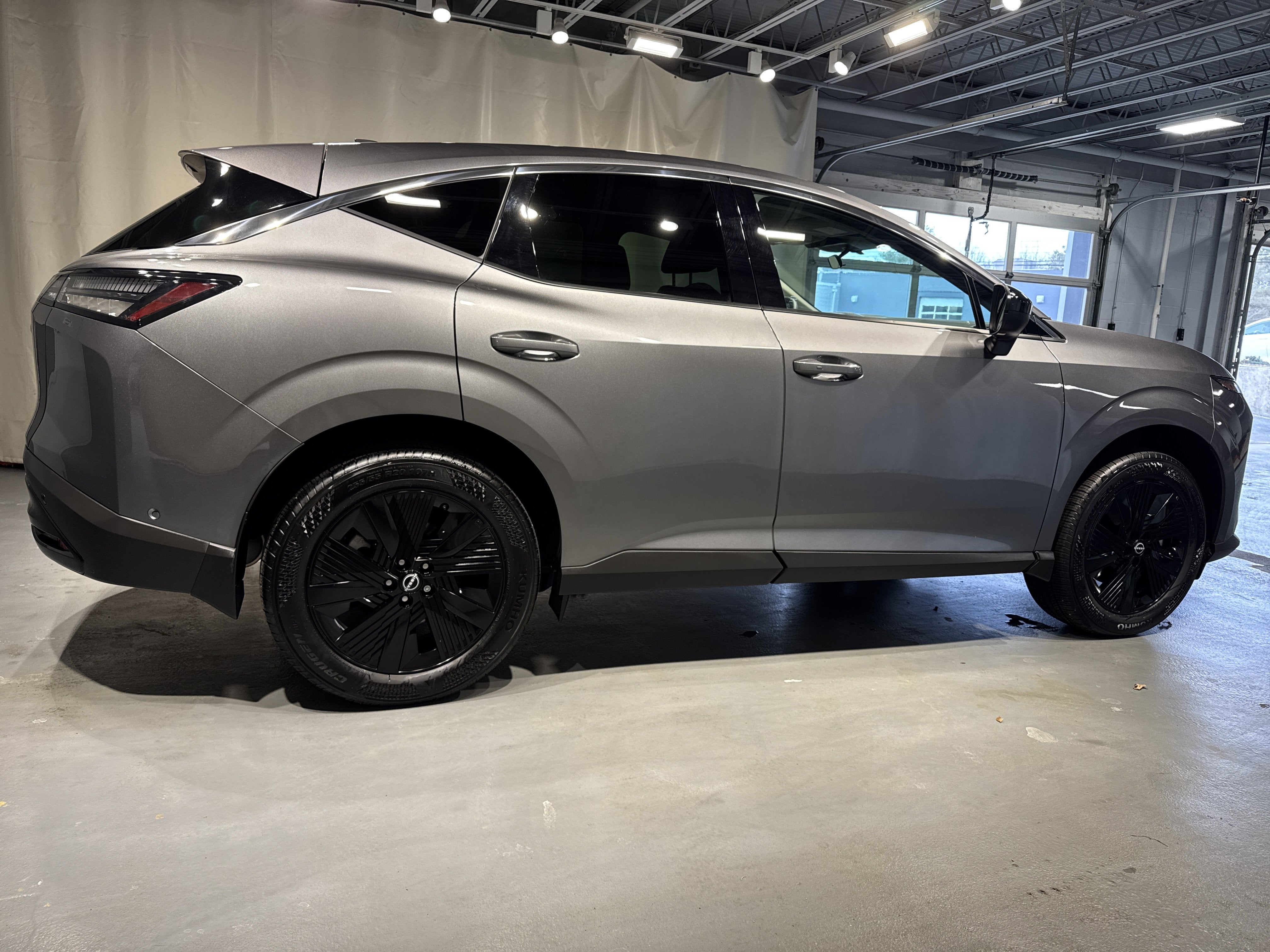 2025 Nissan Murano SV