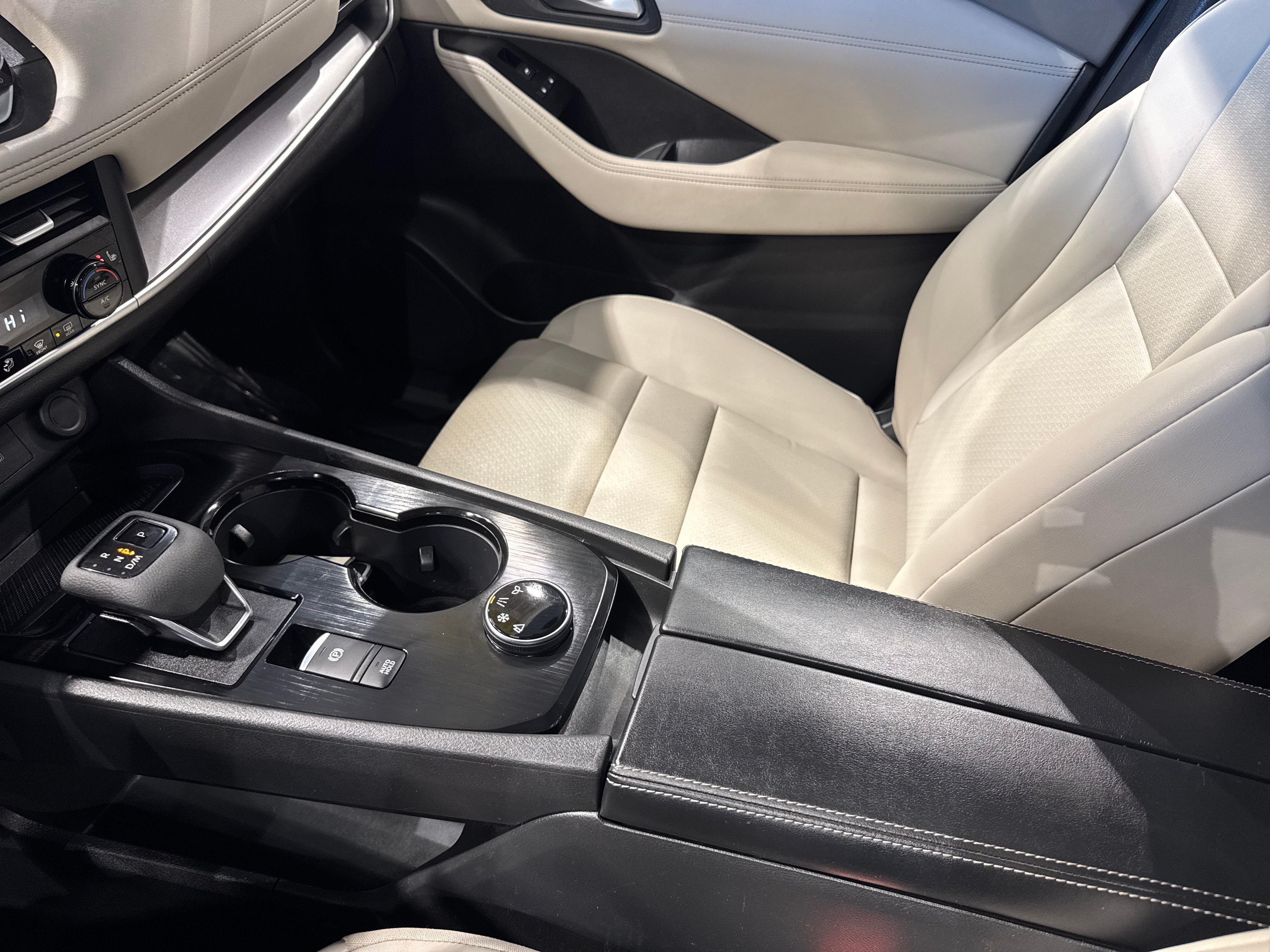 2023 Nissan Rogue SV W/Premium Package