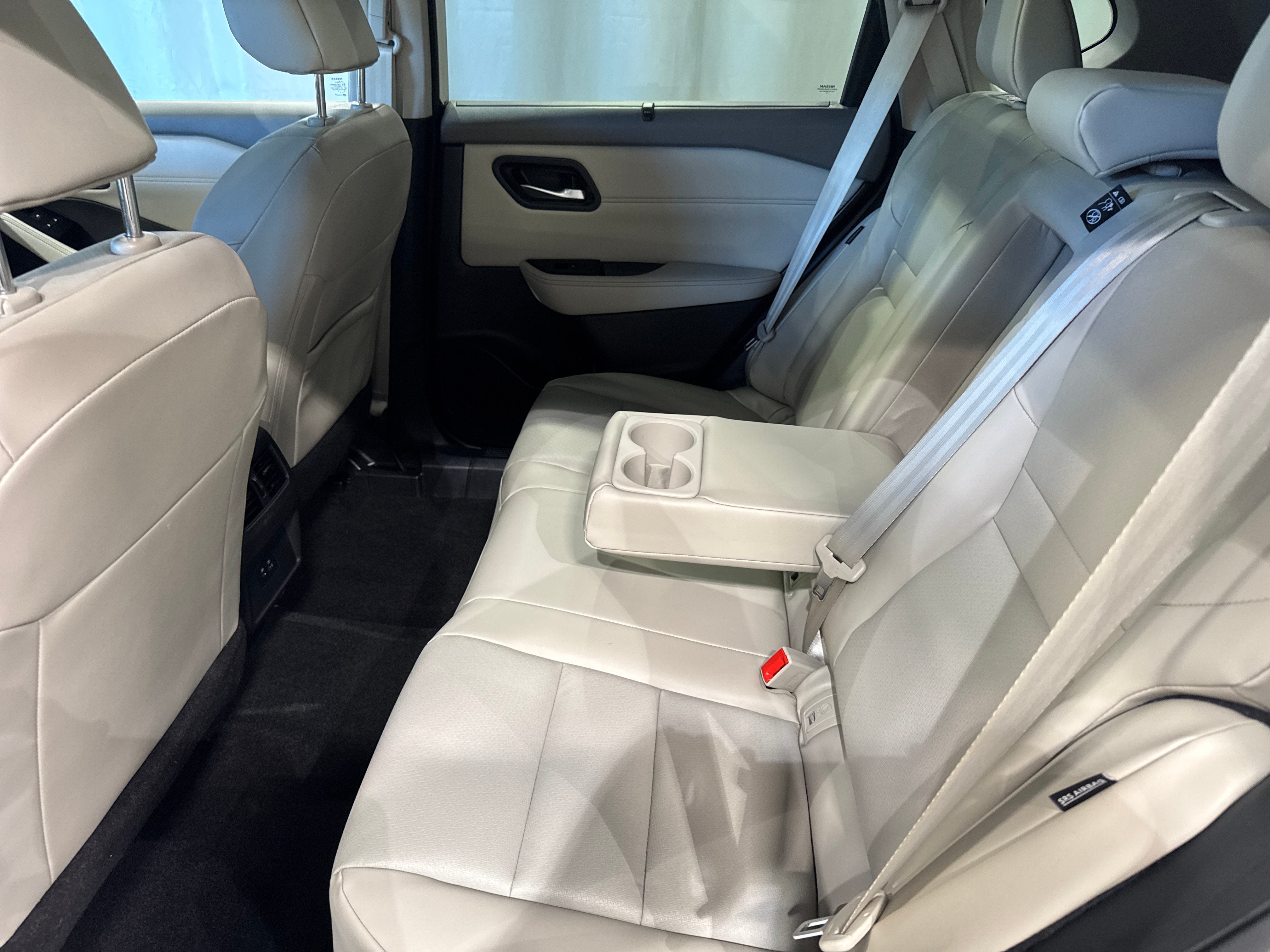 2023 Nissan Rogue SV W/Premium Package