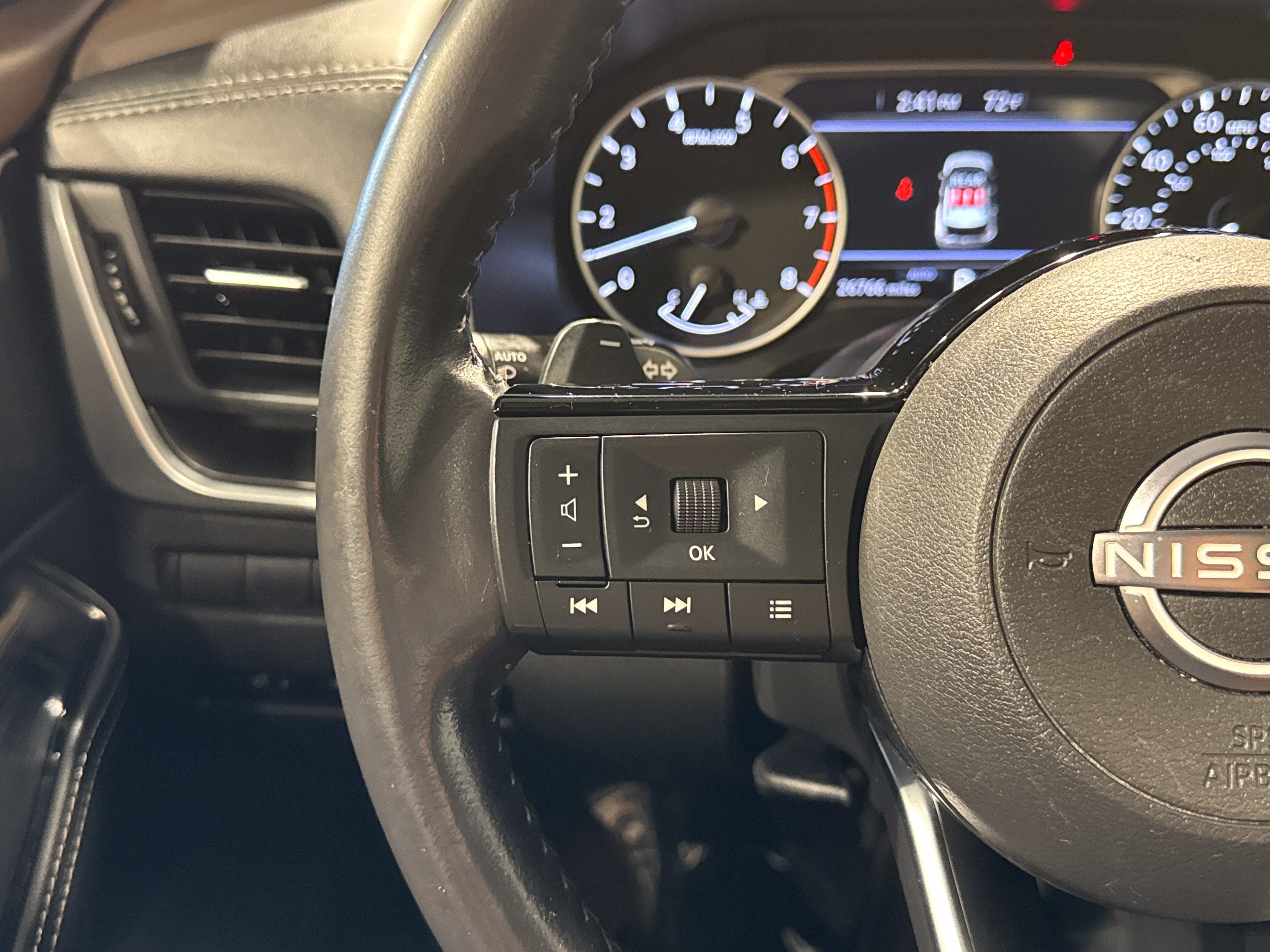 2023 Nissan Rogue SV W/Premium Package