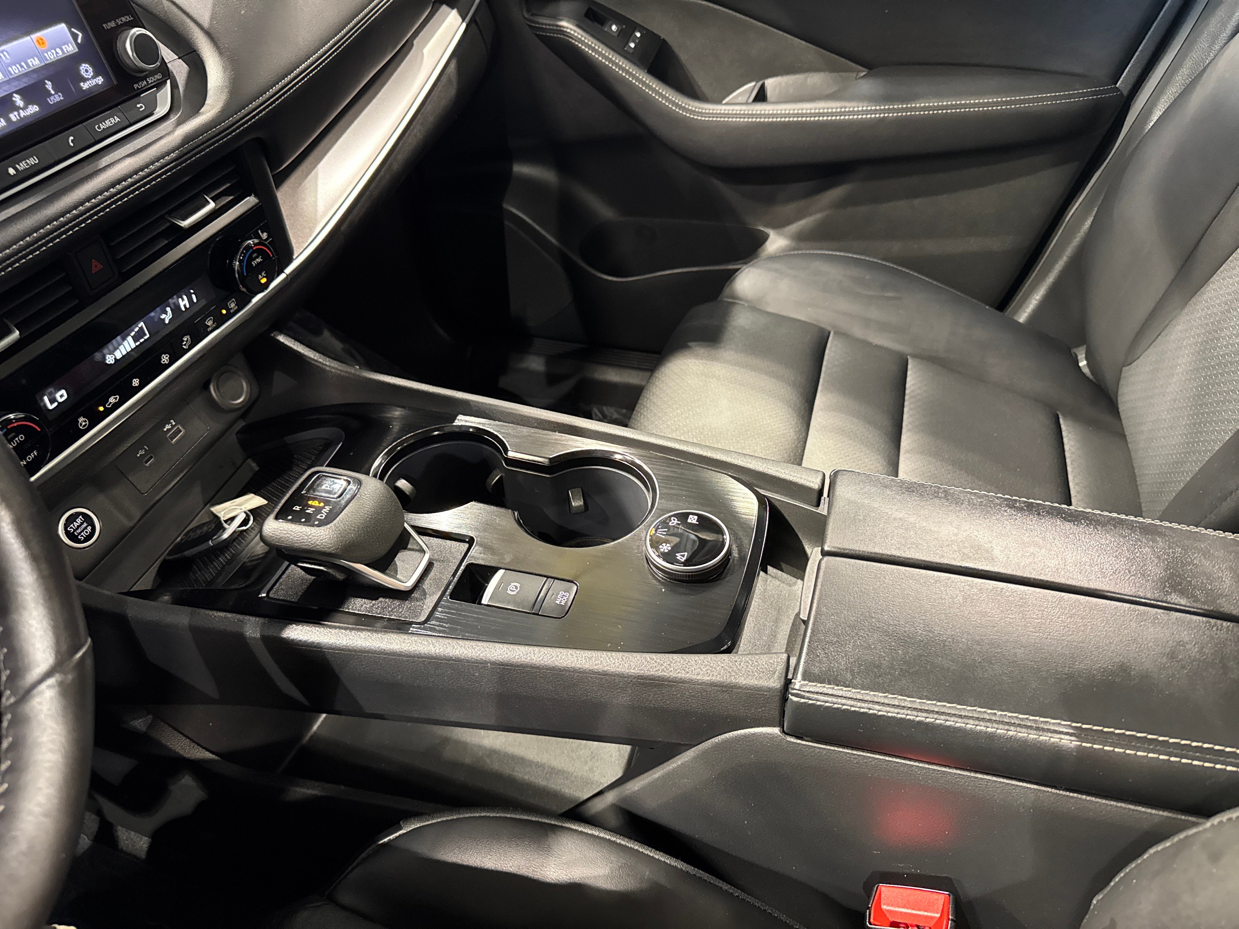 2023 Nissan Rogue SV W/Premium Package