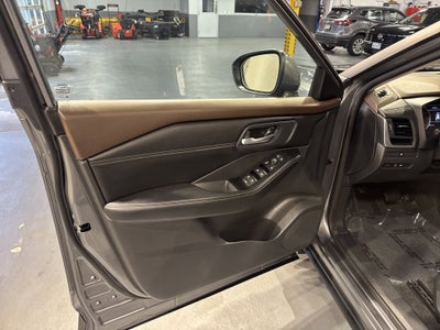 2023 Nissan Rogue SV W/Premium Package