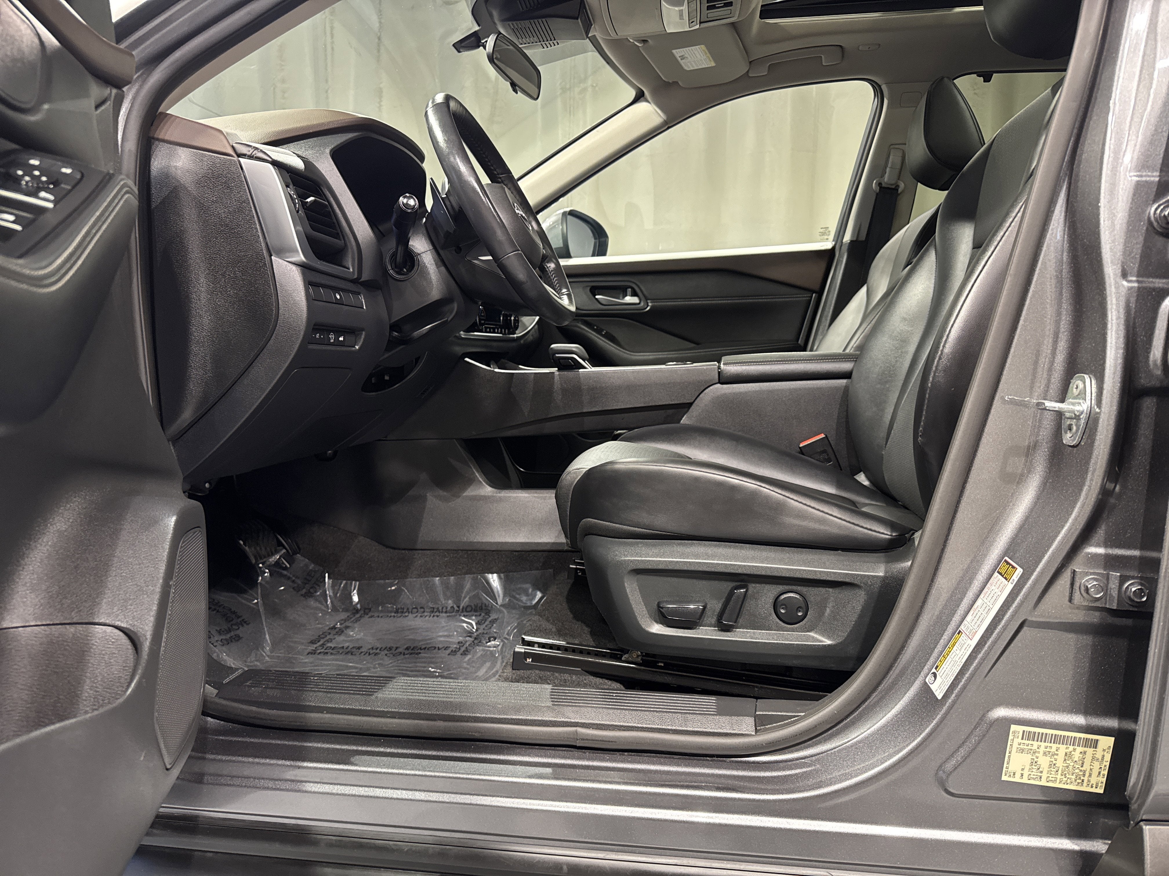 2023 Nissan Rogue SV W/Premium Package