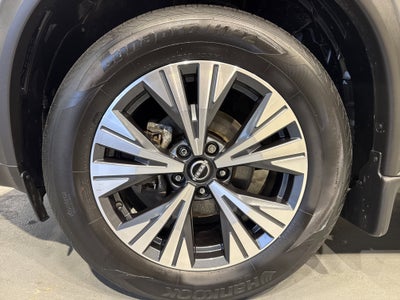 2023 Nissan Rogue SV W/Premium Package