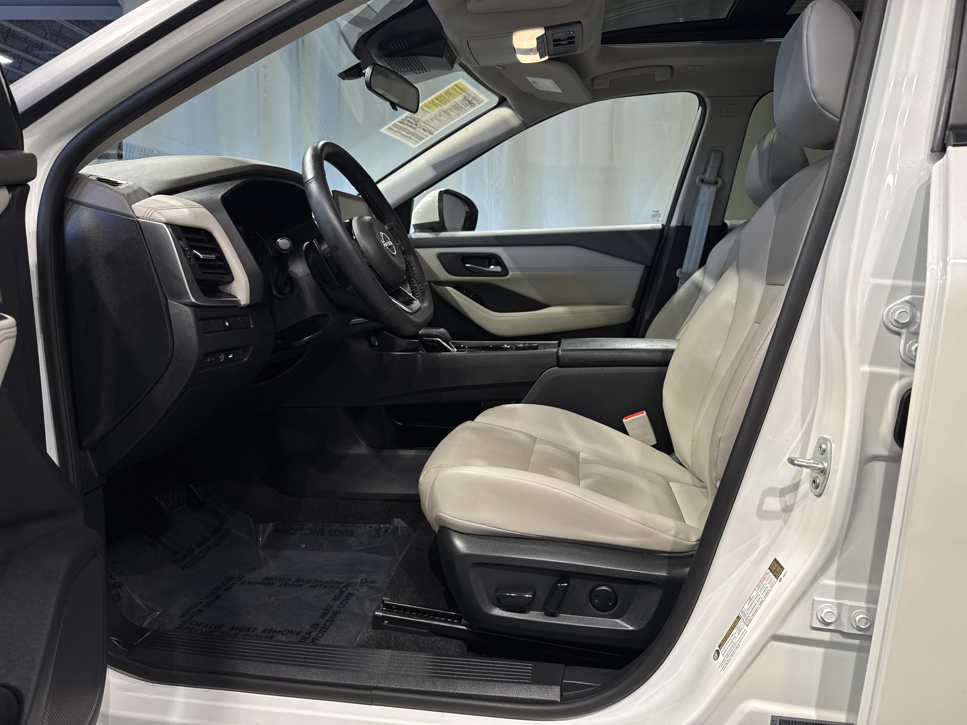 2023 Nissan Rogue SV W/Premium Package