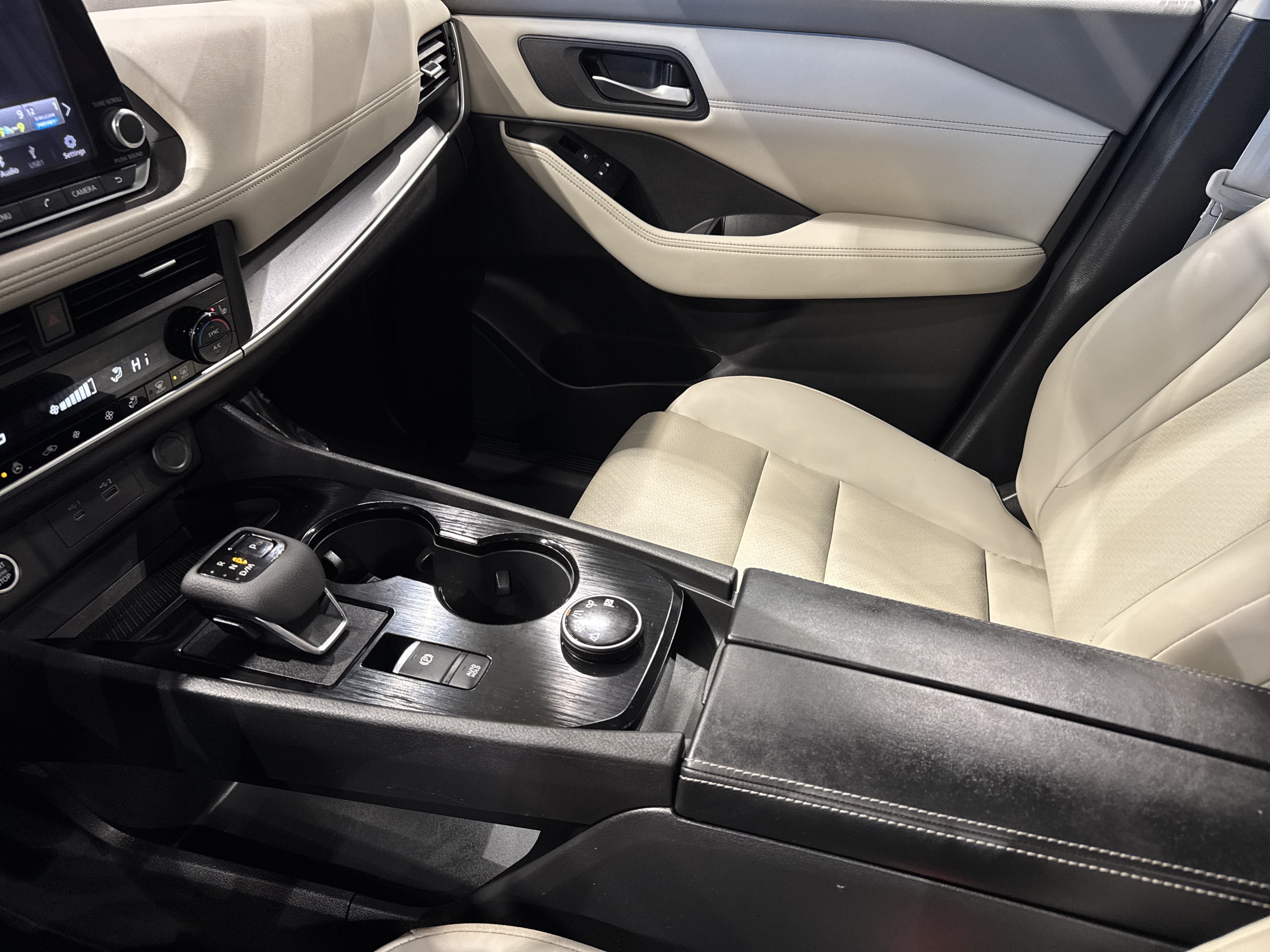 2023 Nissan Rogue SV W/Premium Package