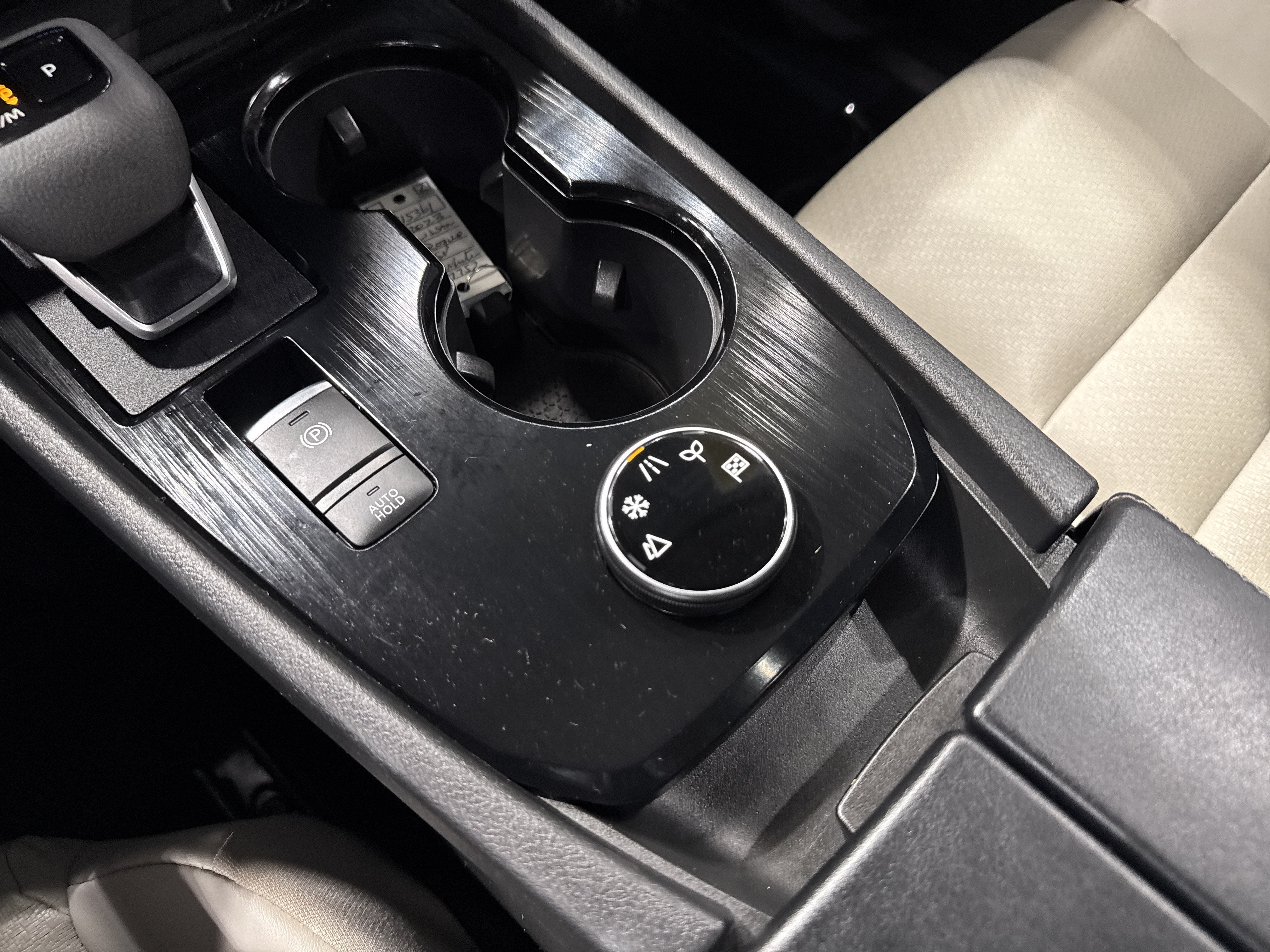 2023 Nissan Rogue SV W/Premium Package