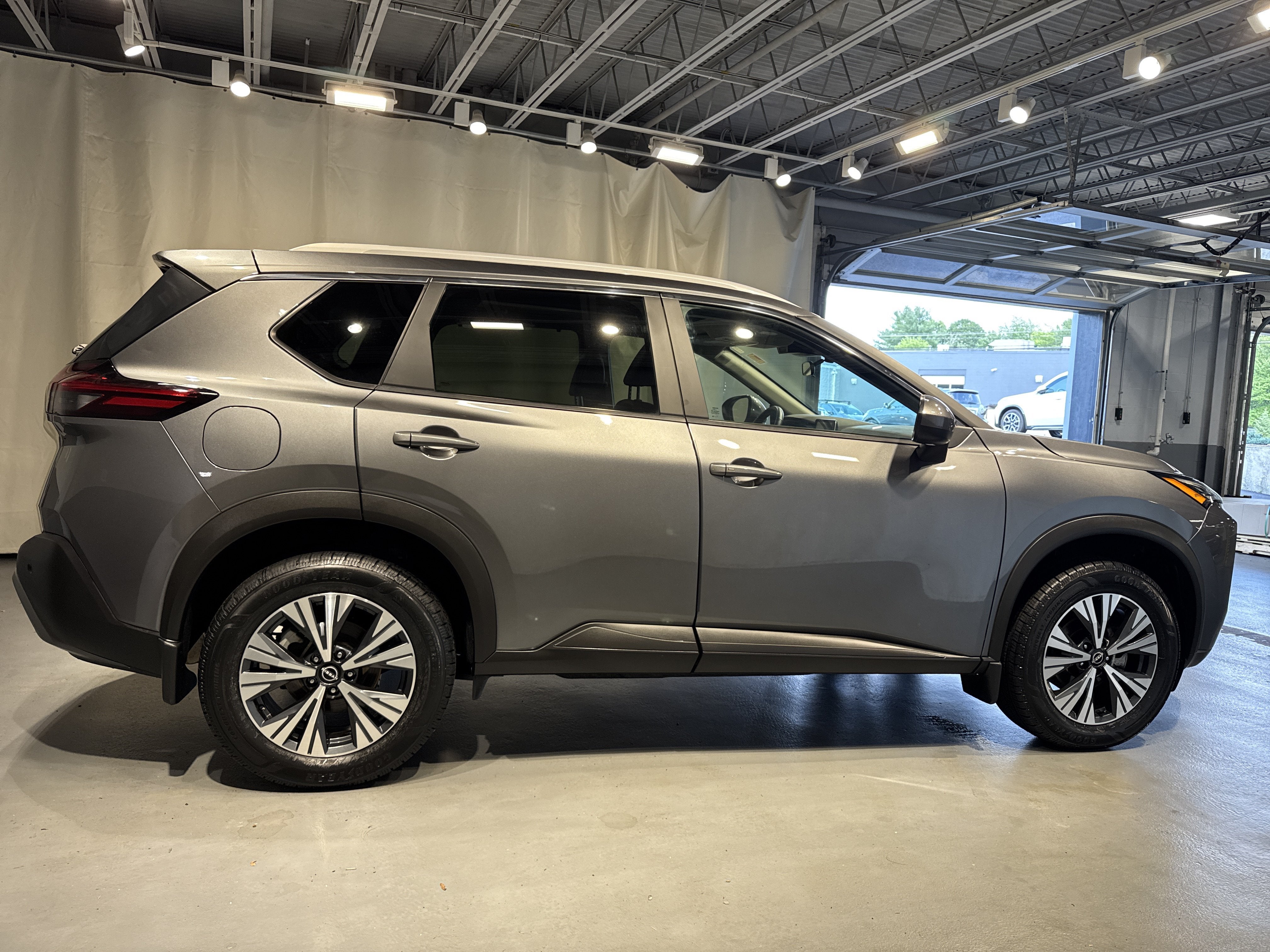 2023 Nissan Rogue SV W/Premium Package