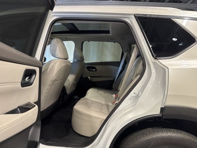 2023 Nissan Rogue SV W/Premium Package