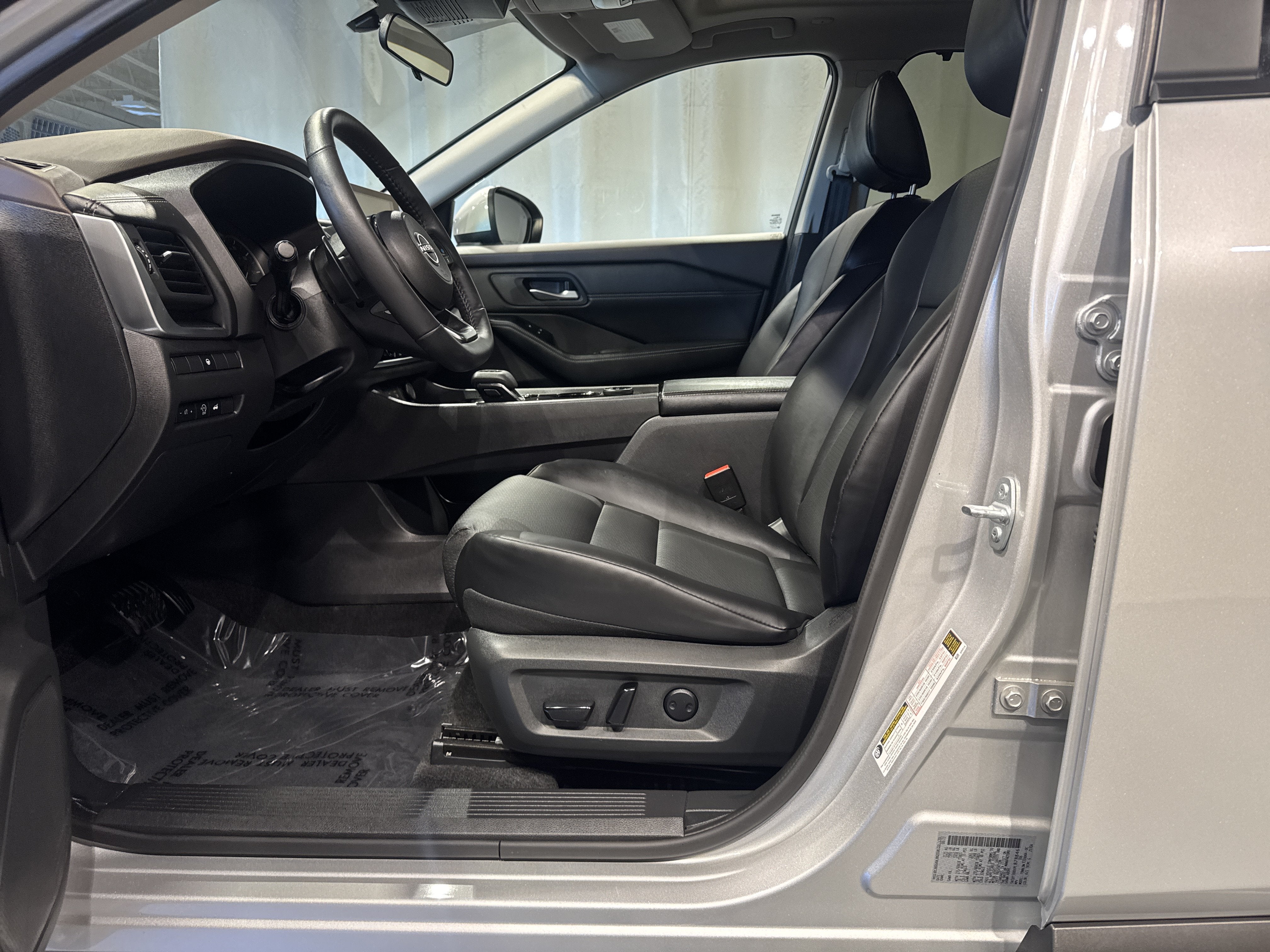 2023 Nissan Rogue SV W/Premium Package