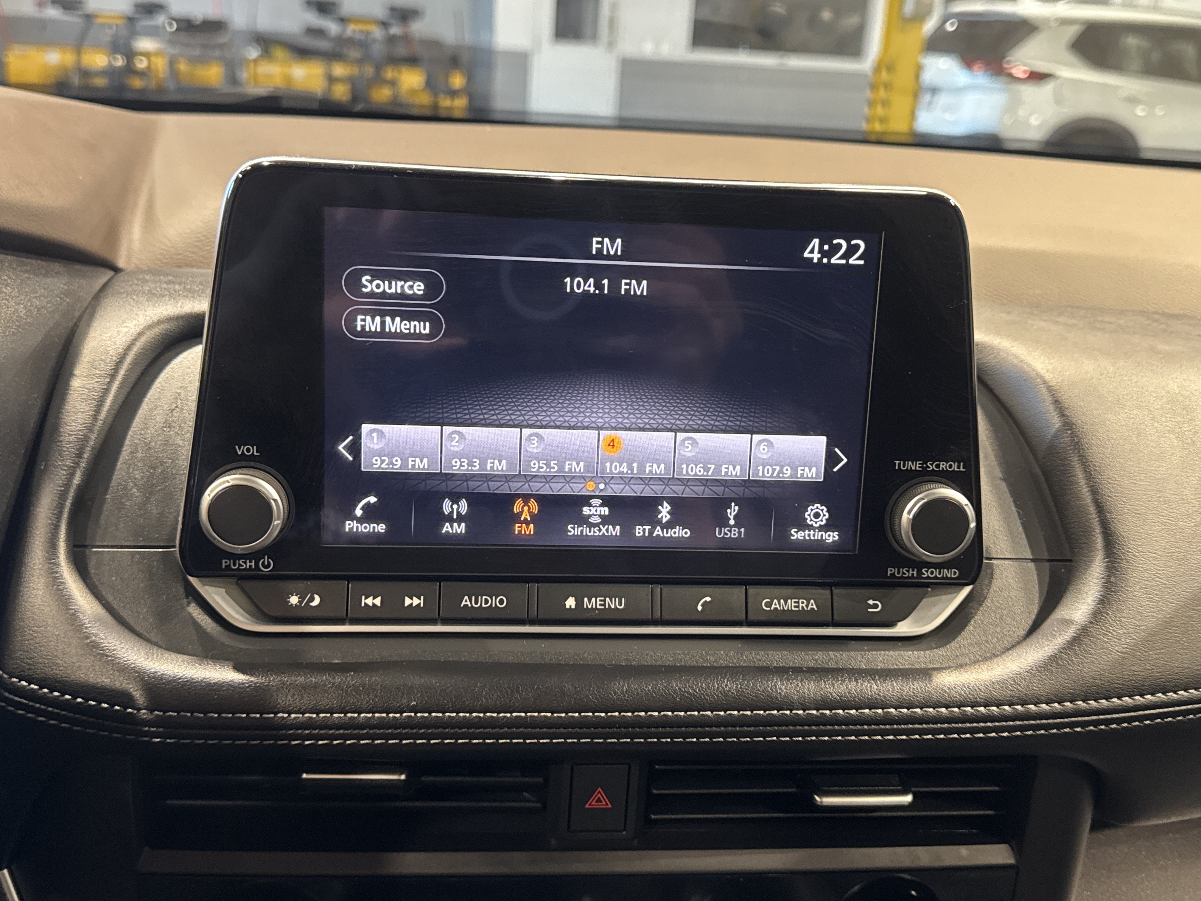 2023 Nissan Rogue SV W/Premium Package