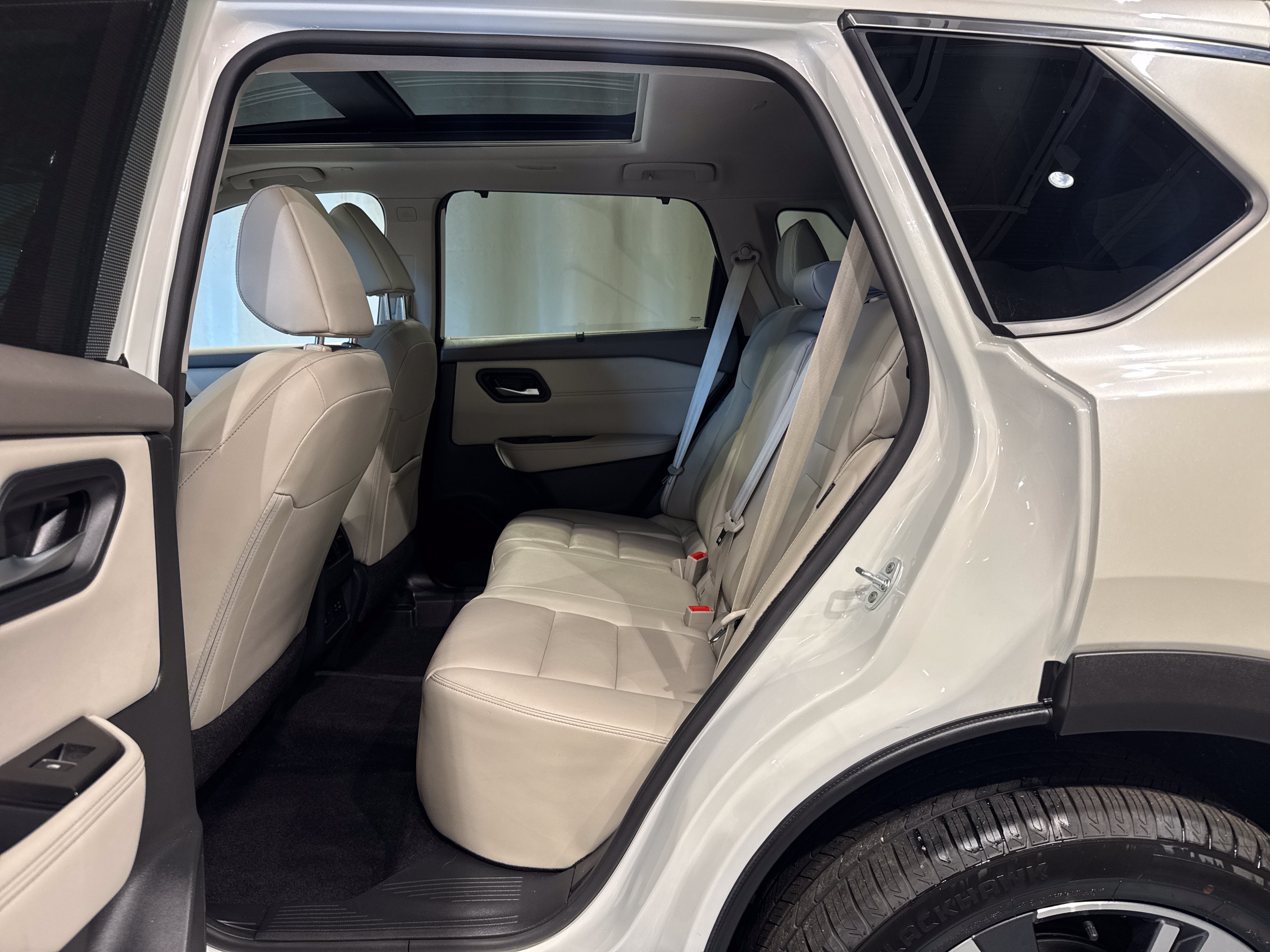2023 Nissan Rogue SL W/Premium Package