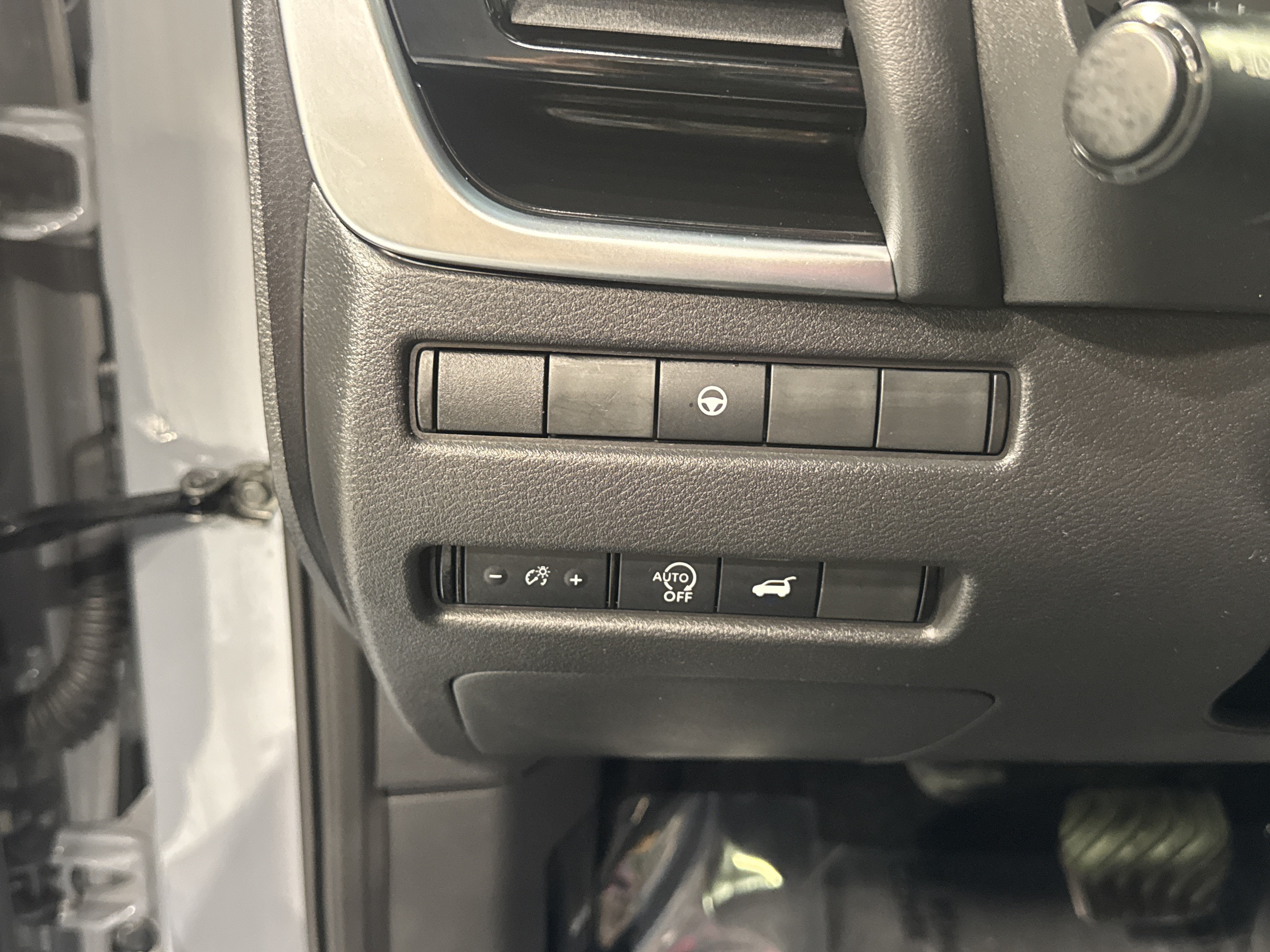 2023 Nissan Rogue SL W/Premium Package