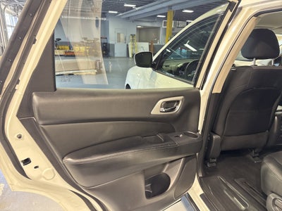 2019 Nissan Pathfinder S