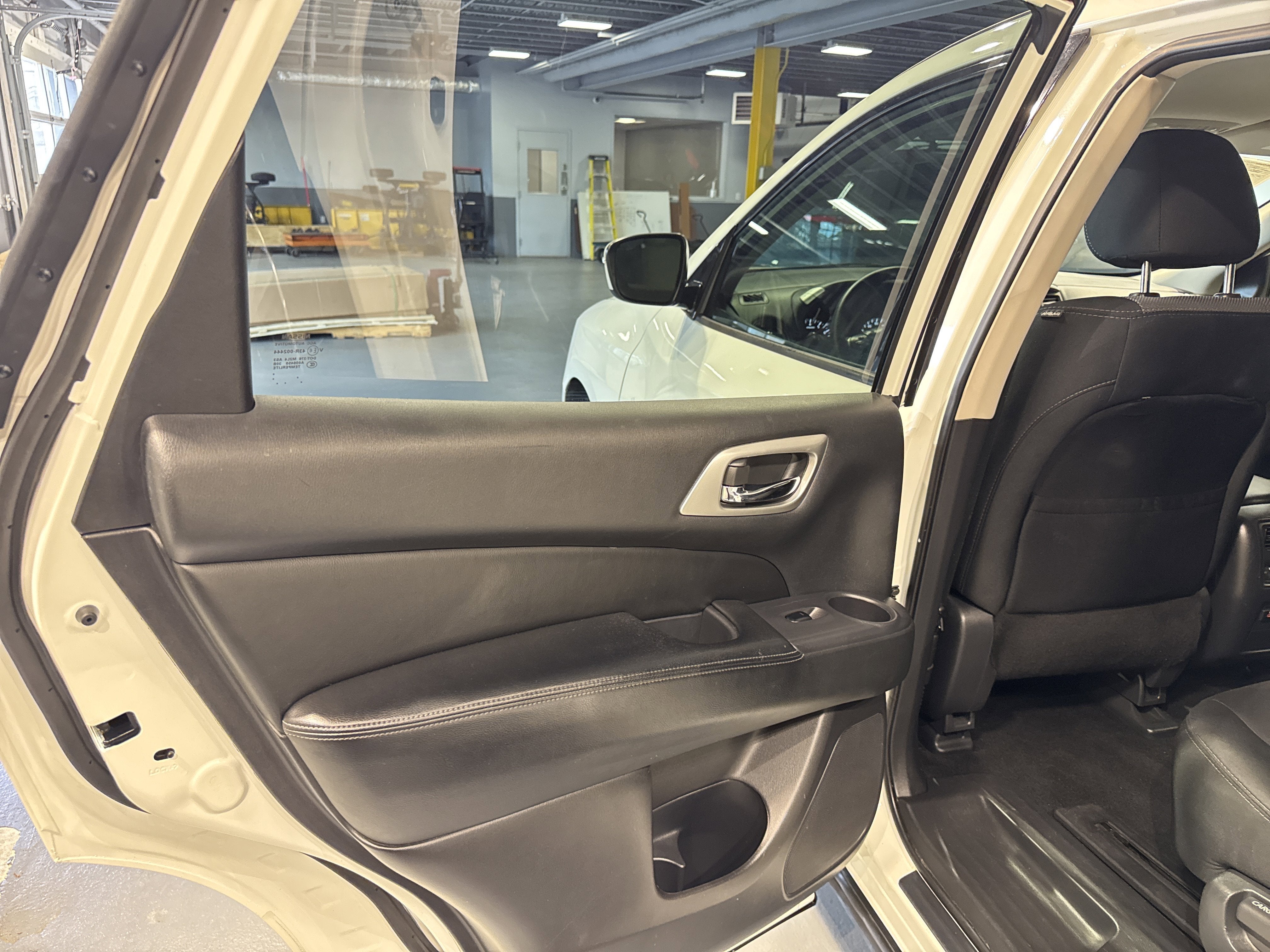 2019 Nissan Pathfinder S