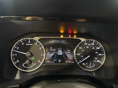 2022 Nissan Pathfinder SV