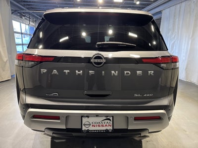 2025 Nissan Pathfinder SL