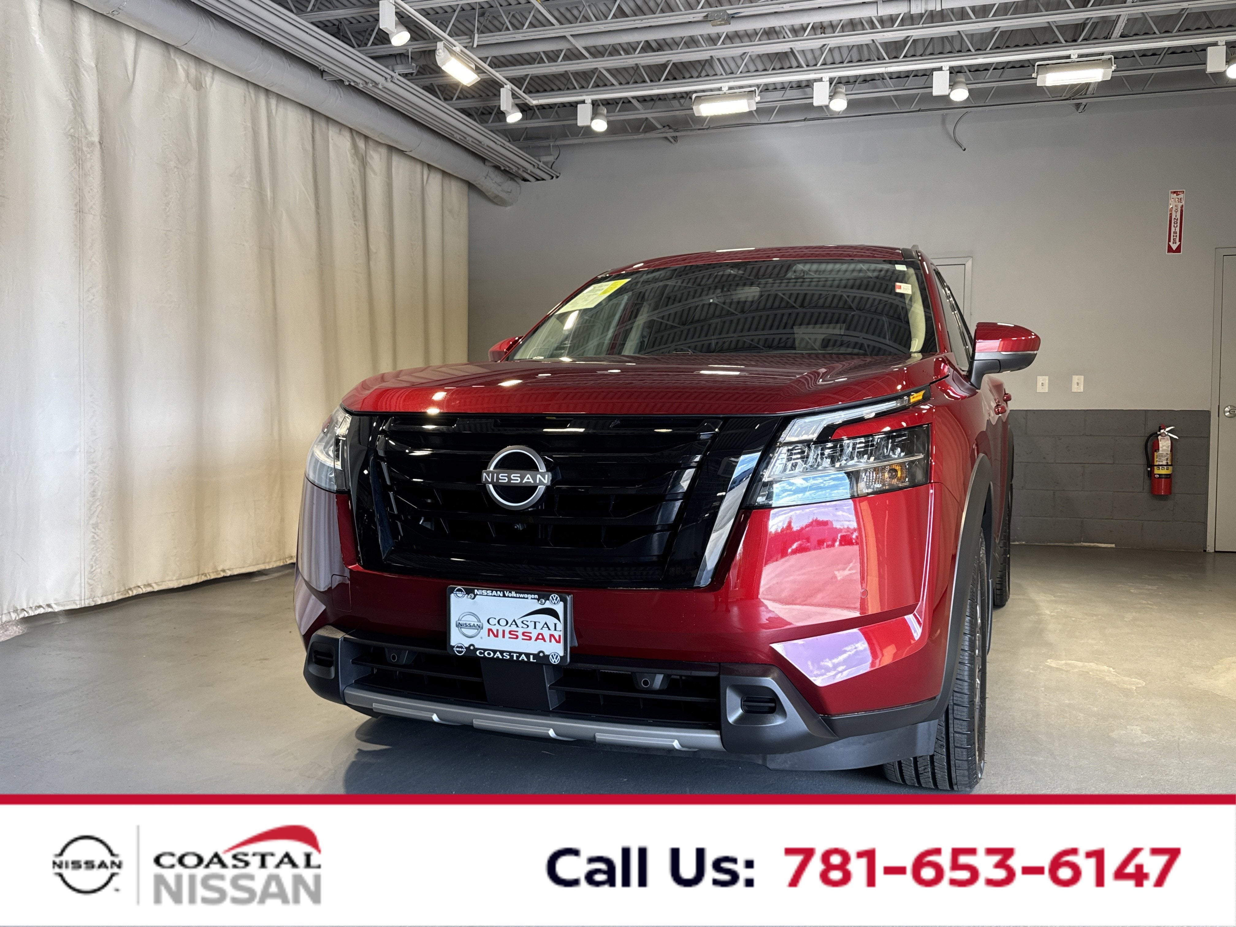 2024 Nissan Pathfinder SL W/Premium & Black Appearance Package
