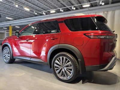 2024 Nissan Pathfinder SL W/Premium & Black Appearance Package