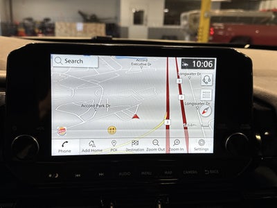 2023 Nissan Pathfinder SL W/Premium Package