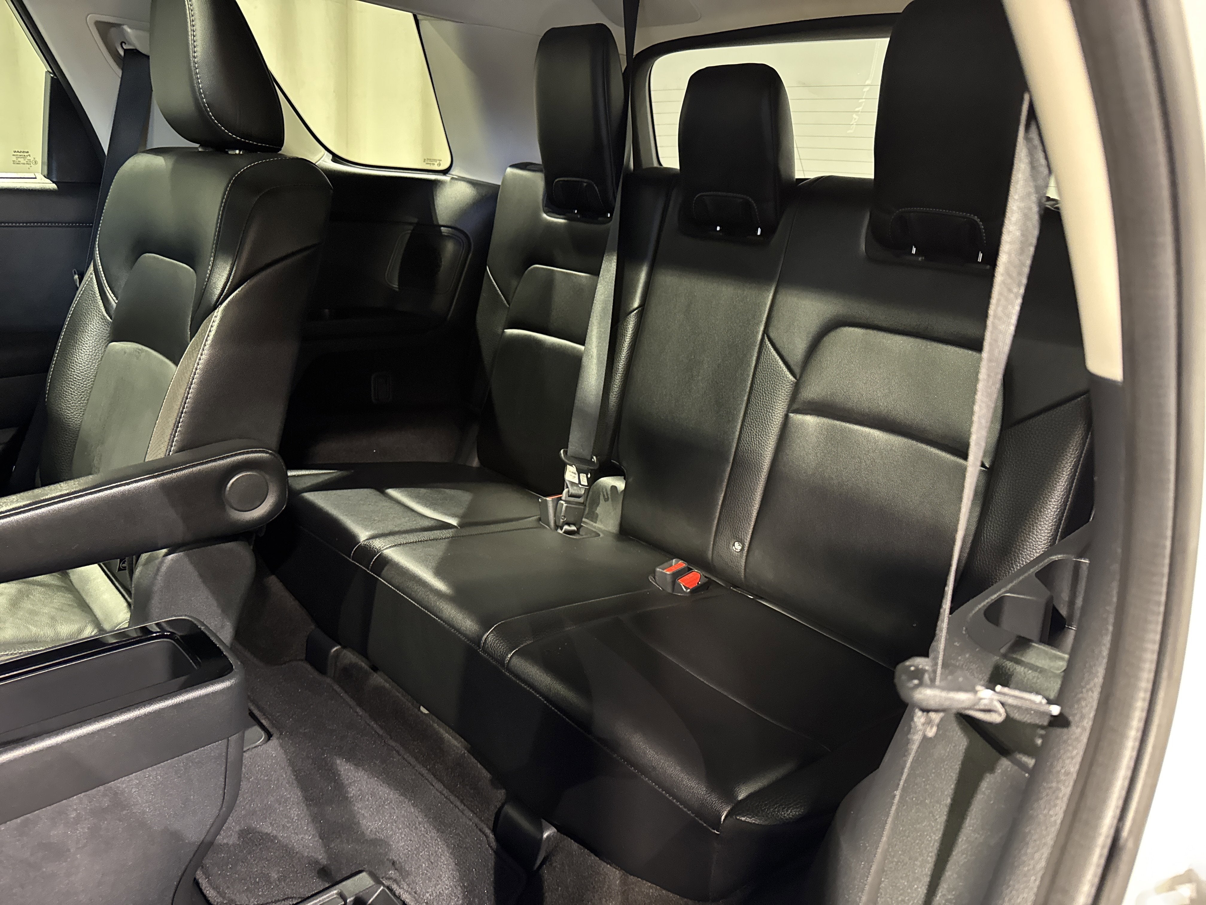 2023 Nissan Pathfinder SL W/Premium Package