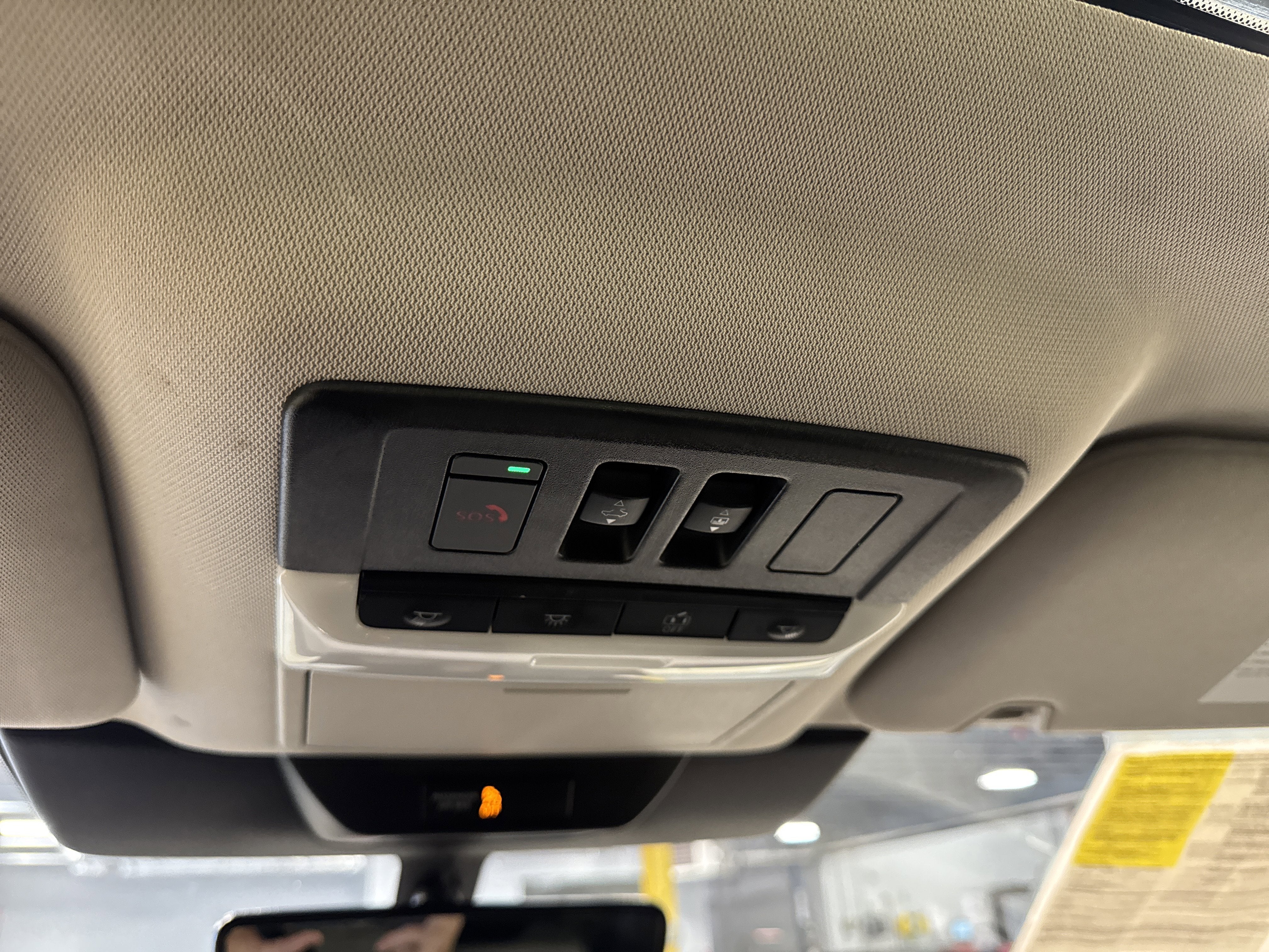 2023 Nissan Pathfinder SL W/Premium Package