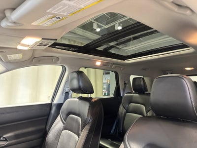 2023 Nissan Pathfinder SL W/Premium Package