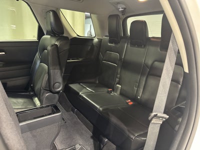 2023 Nissan Pathfinder SL W/Premium Package