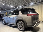 2024 Nissan Pathfinder SL W/Premium Package